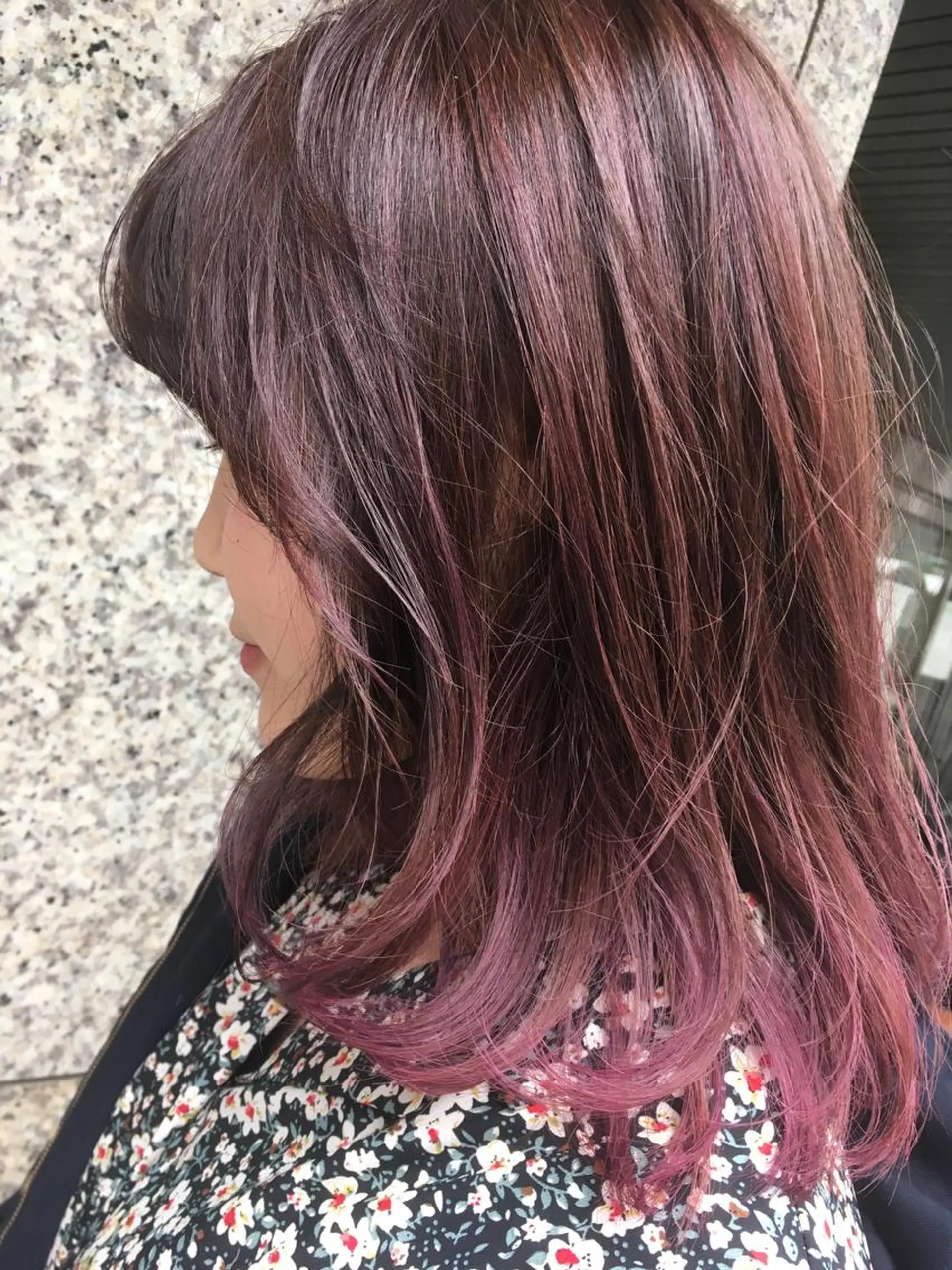 ミディアム カラー カット ヘアカラー トリートメント 菅村 勇亮のヘアスタイル