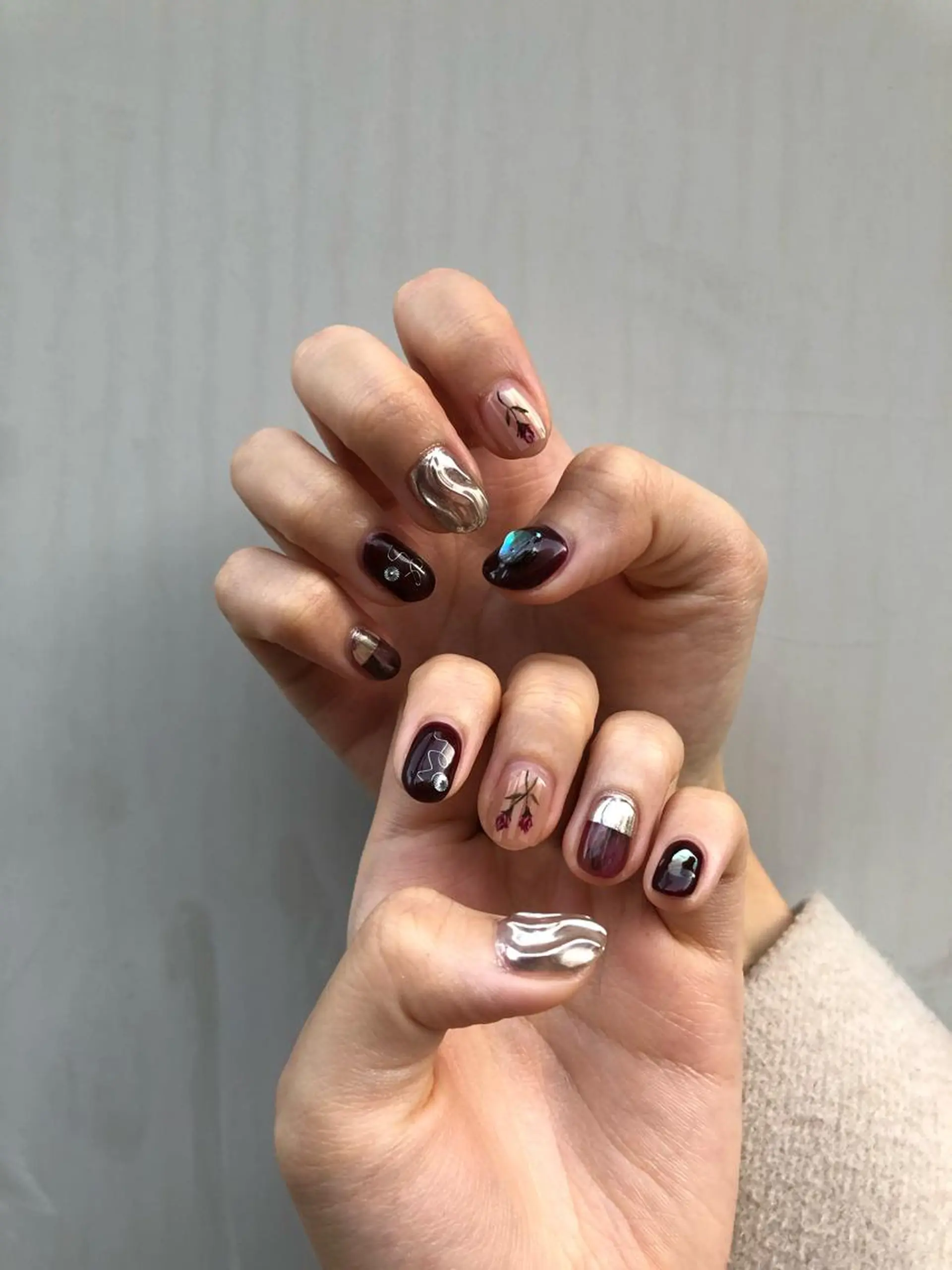 ネイル ハンドネイル émus nail Mamiのネイルデザイン