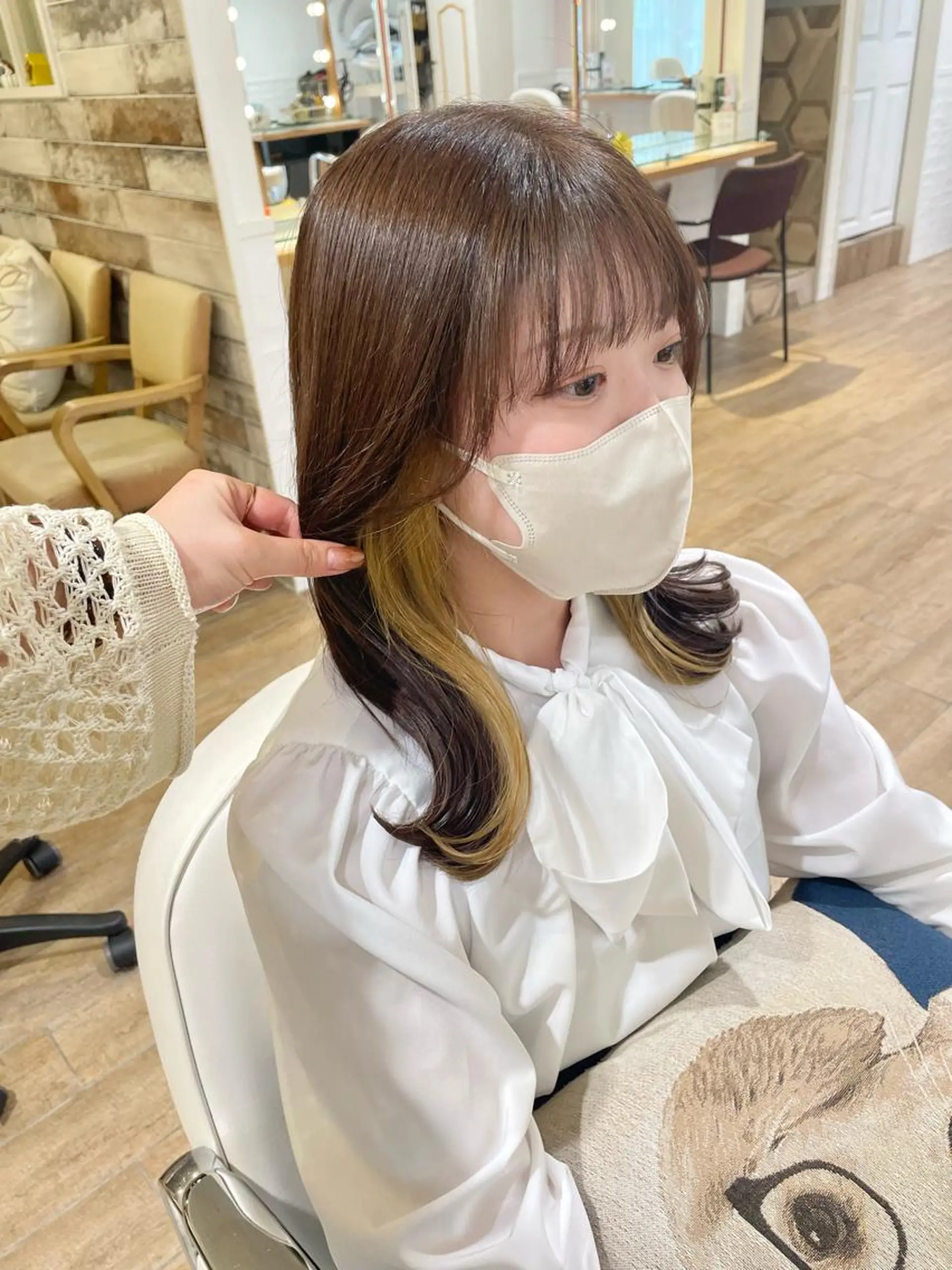 セミロング カラー ヘアアレンジ ヘアカラー ハイトーンピンク🍑 ブリーチ🍑RINAのヘアスタイル