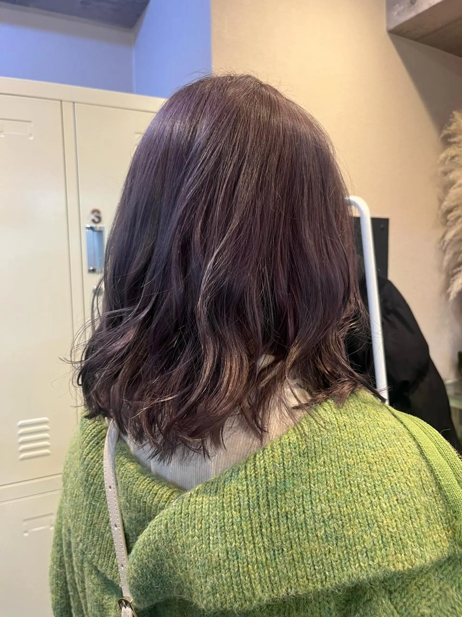 ミディアム カラー Maison Land所属・KANA MIYOSHIのヘアスタイル