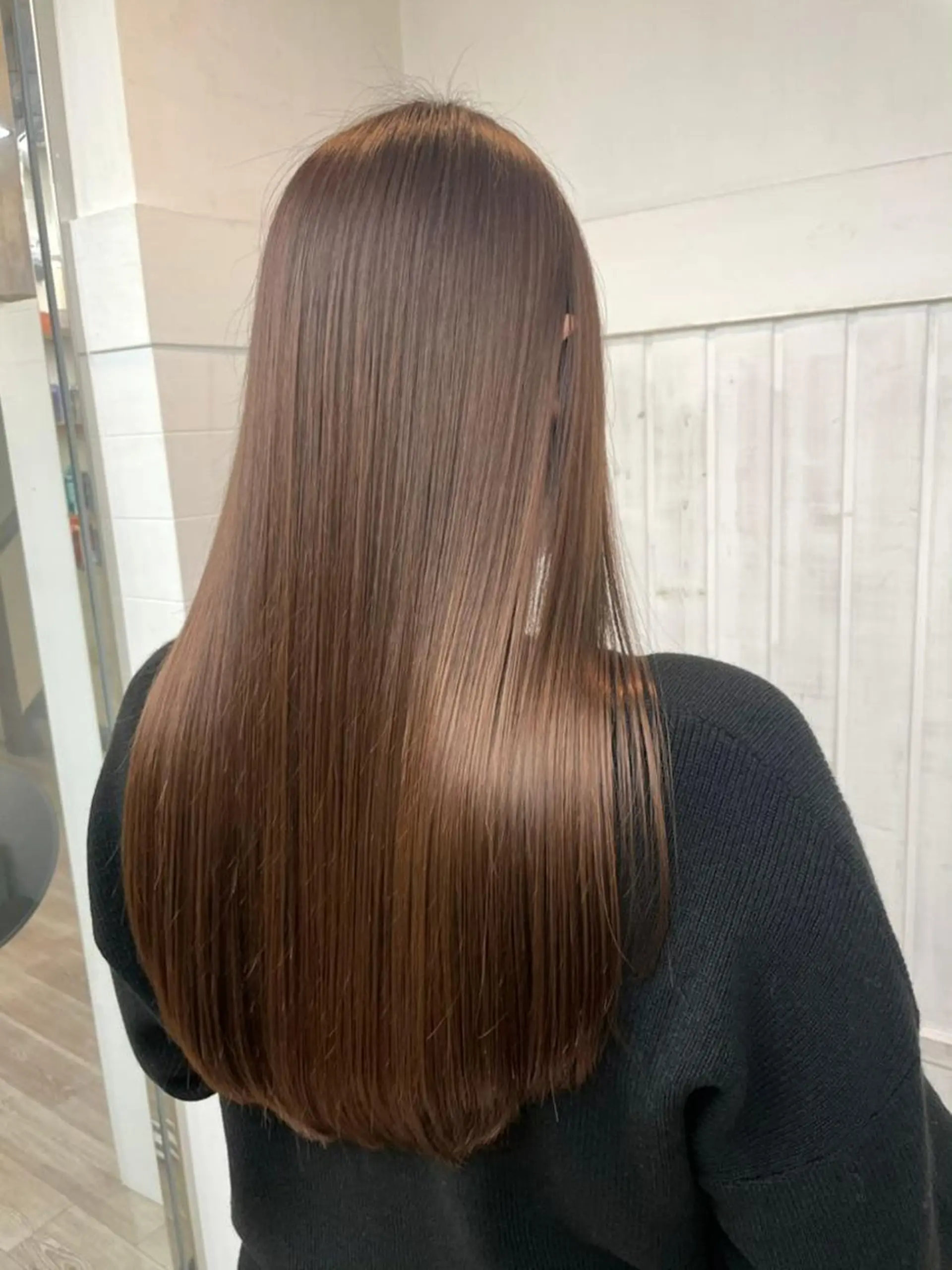 セミロング カラー パーマ ヘアアレンジ セミロングパーマ アディクシーカラー ベージュカラー ブリーチ ケアカラー カット トリートメント ヘアケア特化型サロン newi 梅田のヘアスタイル