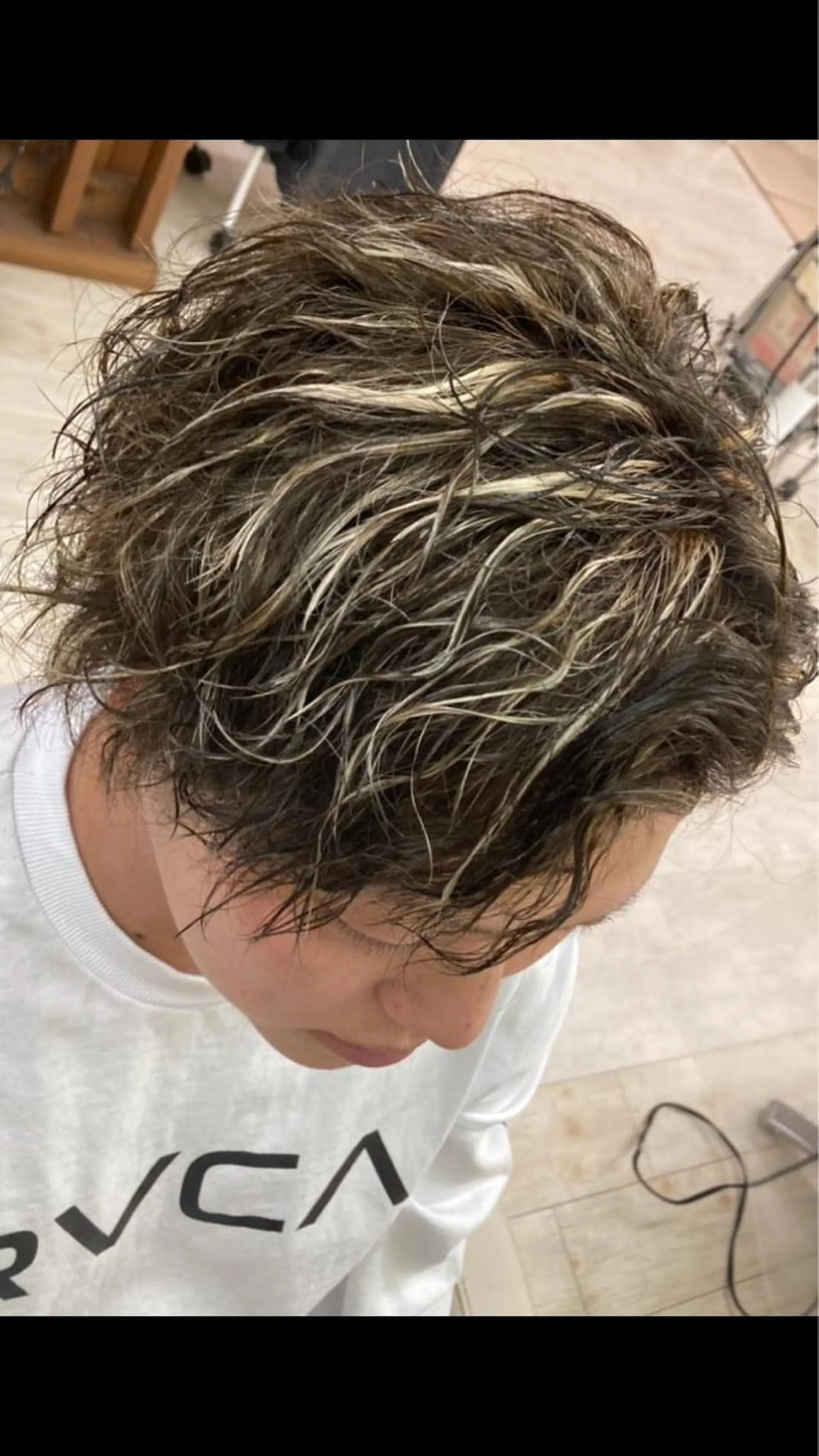 ショート カラー ハイライトカラー メッシュ ハイライト 松澤 勇輝のヘアスタイル