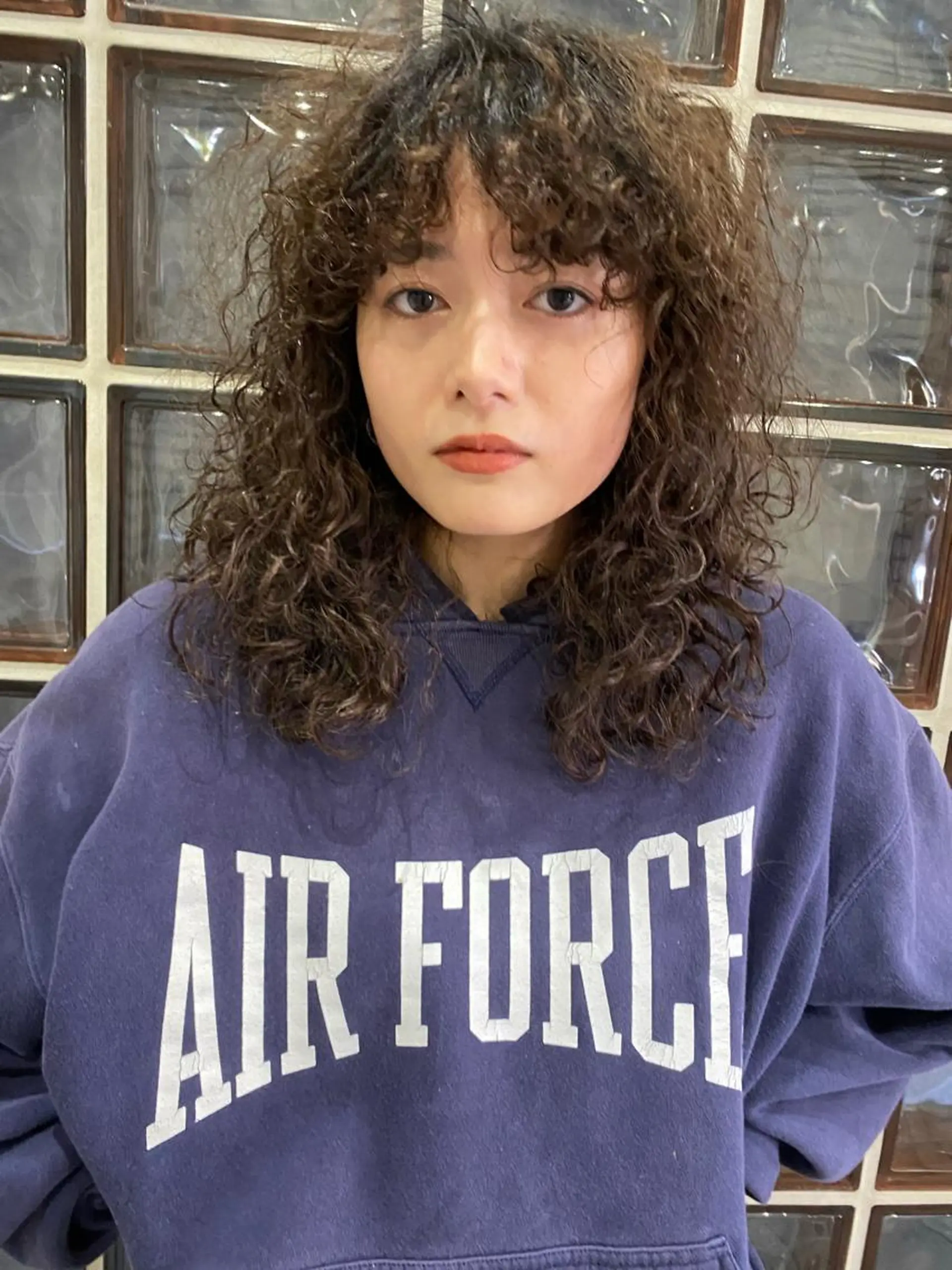 ミディアム パーマ 韓国ヘア/レイヤー/ 縮毛矯正🫧伊勢のヘアスタイル