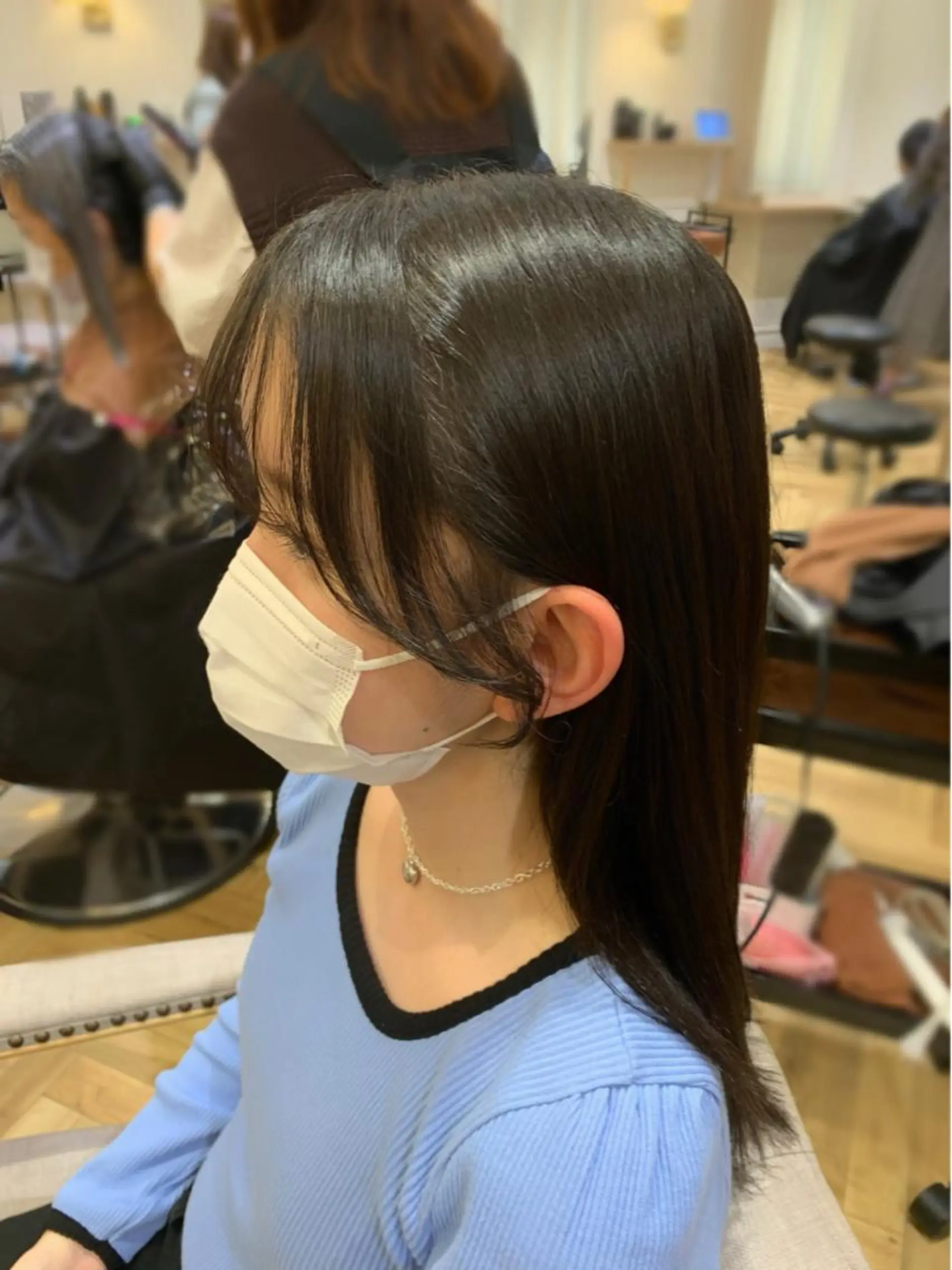 セミロング エギョモリ 韓国風ヘア シースルーバング 産休中🎀 しょうこLuanaのヘアスタイル