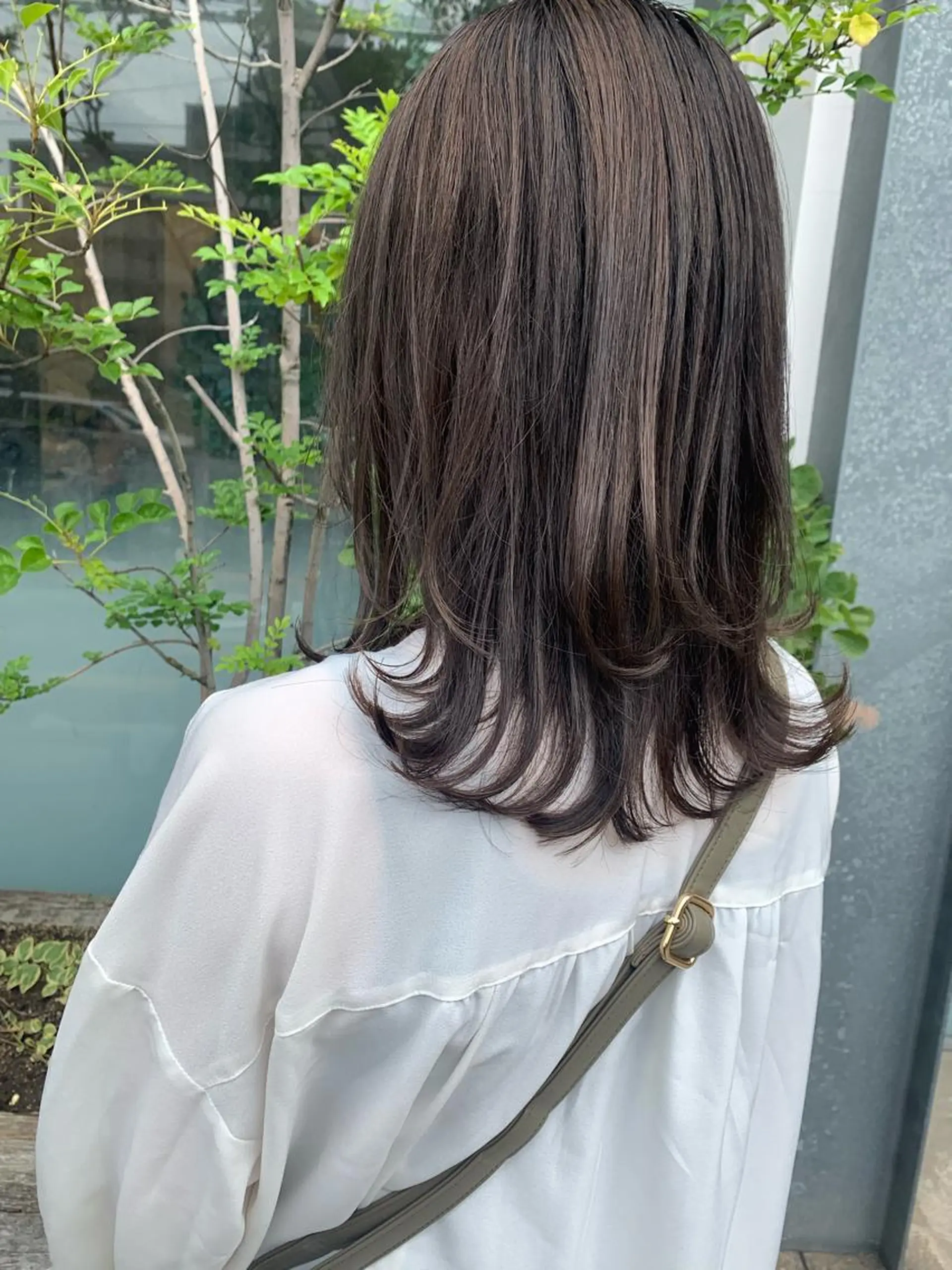 ミディアム 田中 亜沙美のヘアスタイル