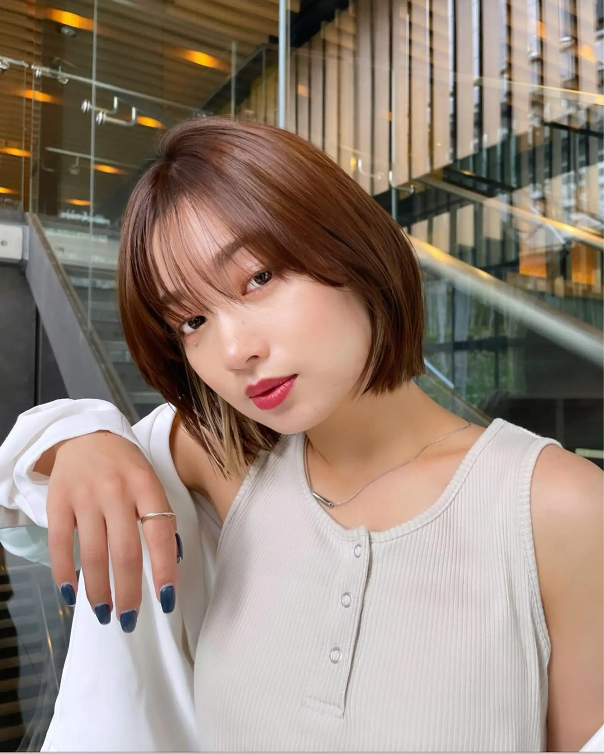 ミディアム カラー 切りっぱなしボブ ショートボブ ボブレイヤー ベージュカラー ハイトーンカラー 🌿レイヤー/ブリー チ/🌿‬JINのヘアスタイル