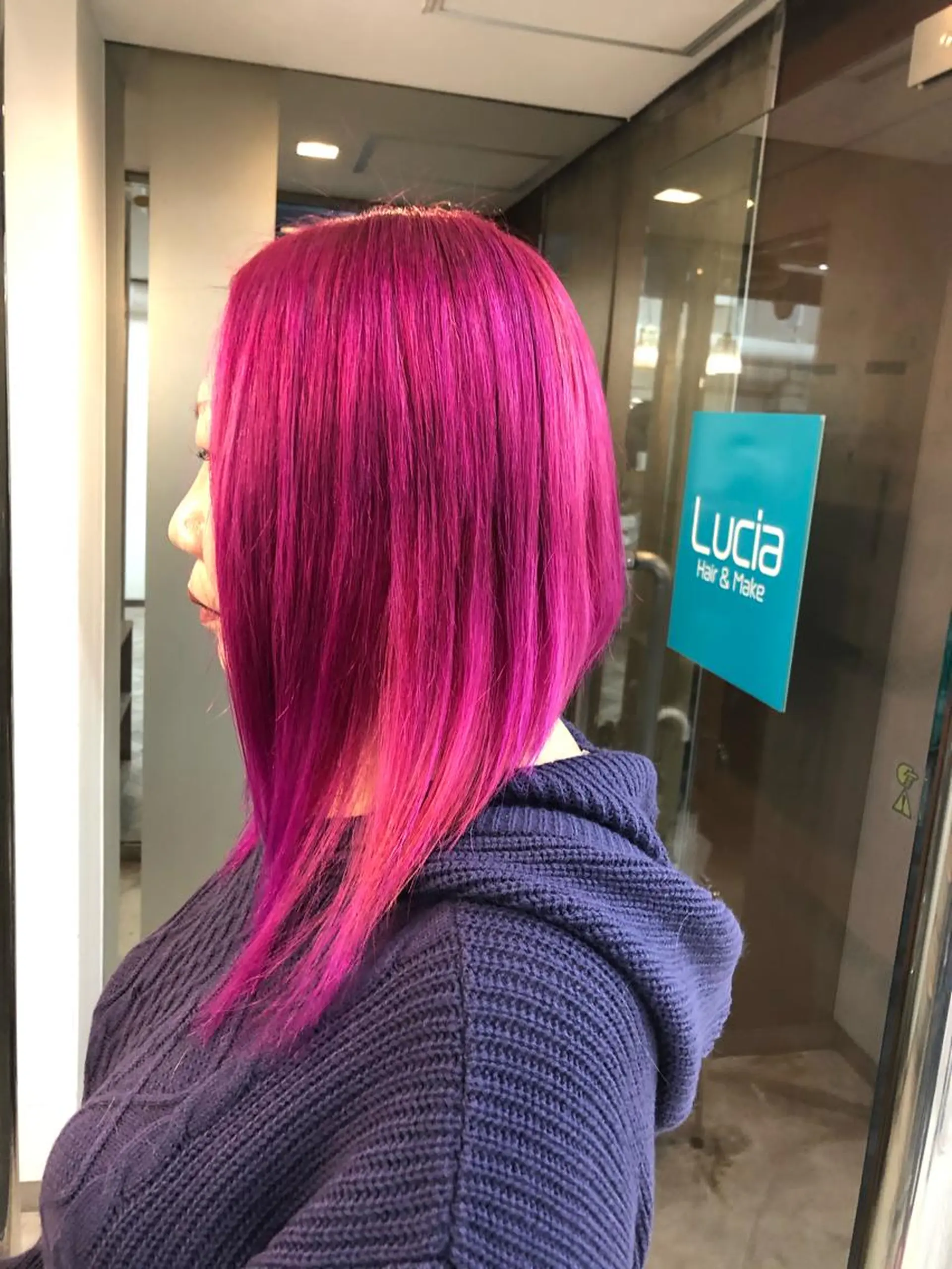 セミロング ✨艶感/透け感✨Sherry所属・艶髪/ハイトーン Sherryのヘアスタイル