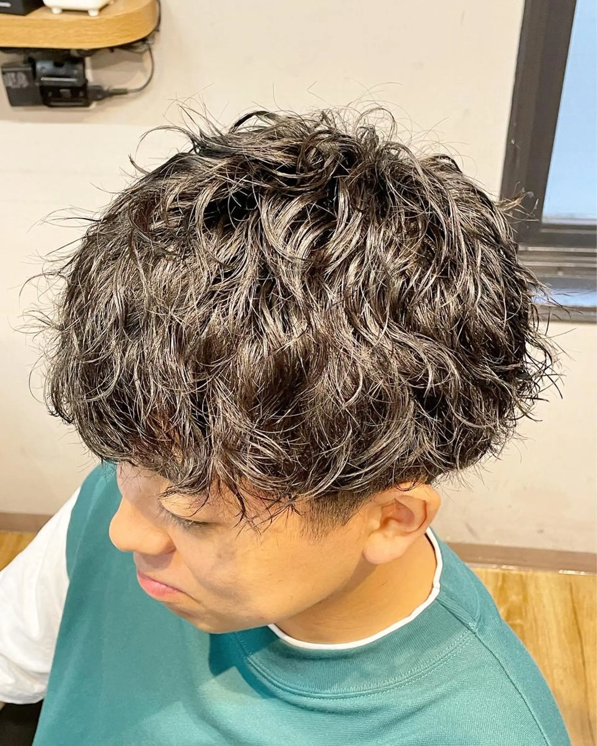 パーマ メンズ arika オケシ　リョウダイのヘアスタイル