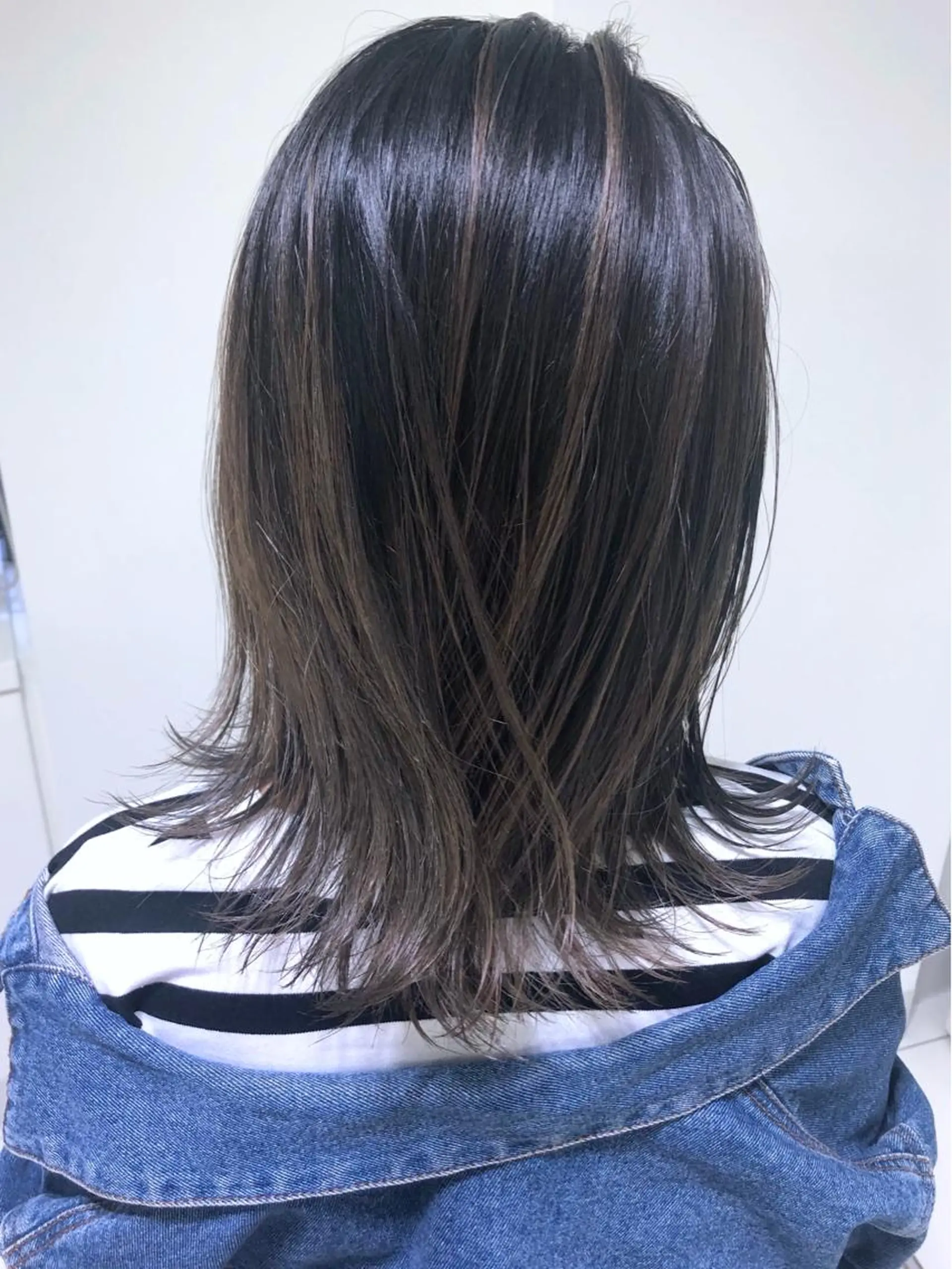 ミディアム カラー SALOWIN三軒茶屋店所属・髪質改善/艶髪担当 山中のヘアスタイル