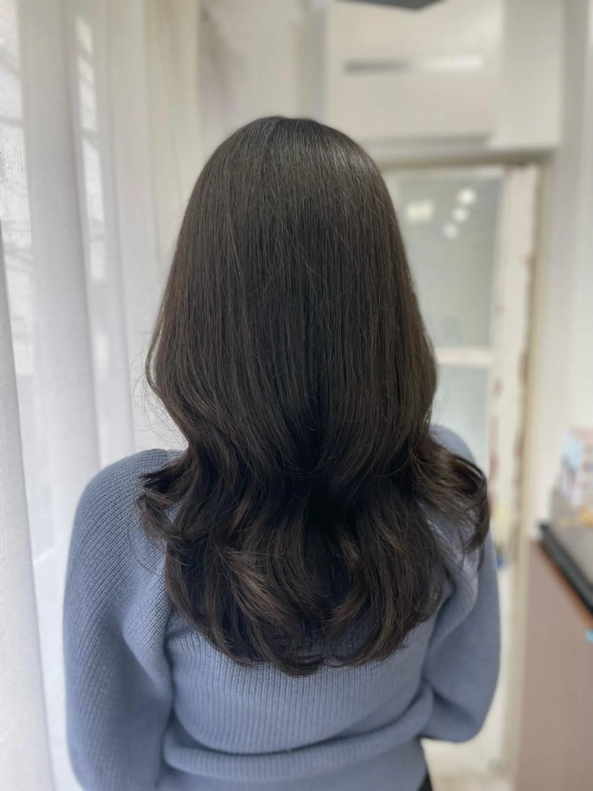 セミロング カラー カット ヘアカラー トリートメント ヘアセット 韓国ヘア🤍髪質改善 🇰🇷AKANEのヘアスタイル