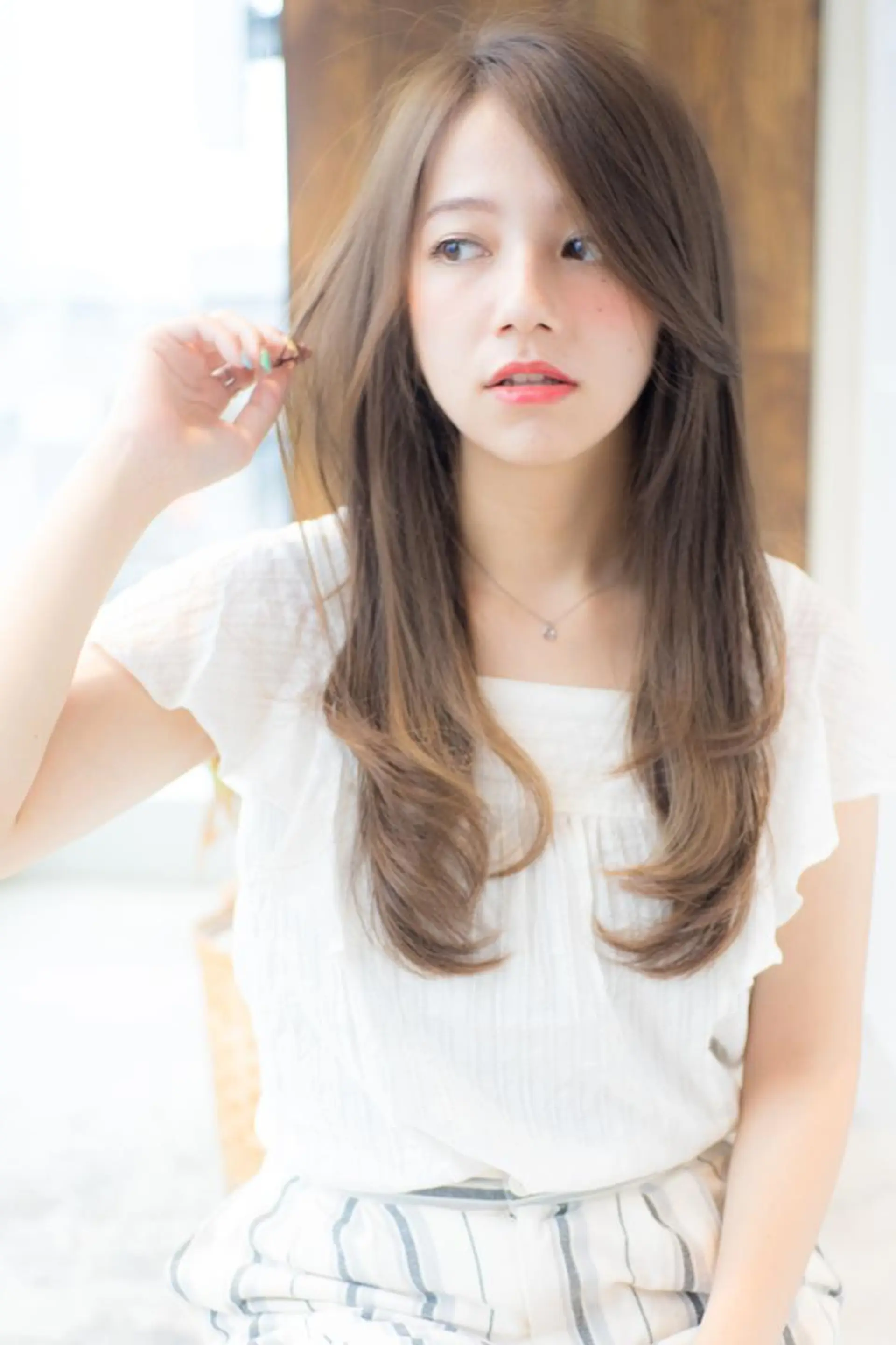 ロング Soleriaソレリア所属・おしゃれ染めで白髪を 染める/山口玲緒奈のヘアスタイル