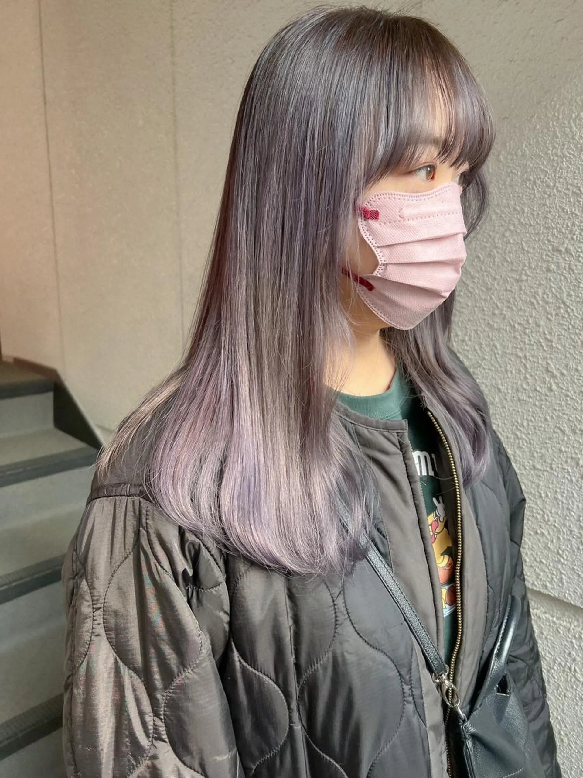 セミロング カラー ハイトーンカラー ヘアカラー カラーパティシエ facce🌼ikoのヘアスタイル