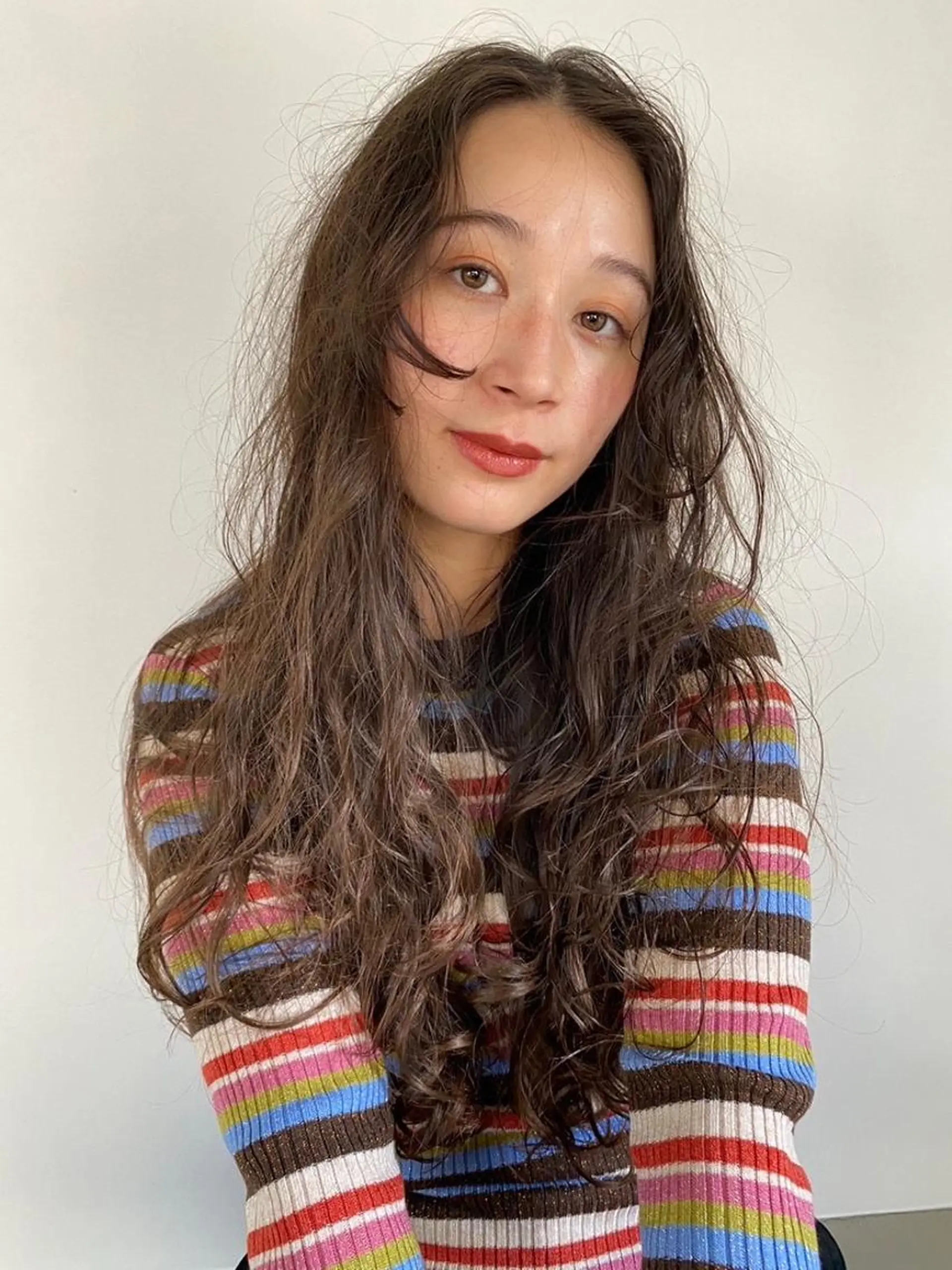 ミディアム パーマ カラー ショートボブ ミディアムパーマ アディクシーカラー ブリーチ ケアブリーチ カット ヘアカラー トリートメント CEINE＋ officialのヘアスタイル