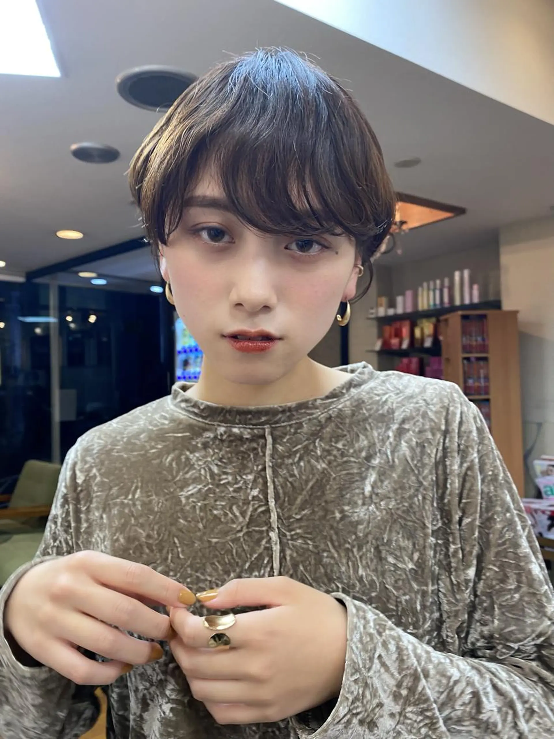 ショート カラー ショートヘア カット ヘアカラー トリートメント ボブ/縮毛矯正/ レイヤー/塚田のヘアスタイル