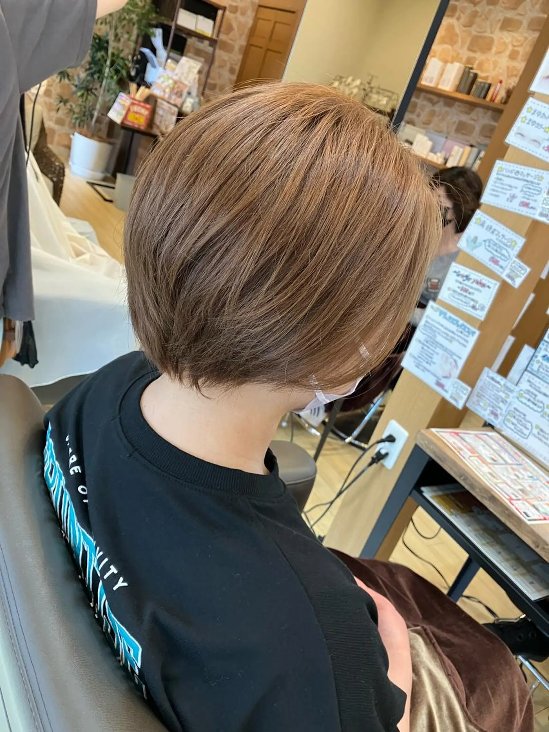 ショート カラー ベージュカラー ブリーチ ブリーチなしカラー ショートヘア ヘアリゾートハピネス所属・🌈 🌈スズキエリカのマツエク・マツパデザイン