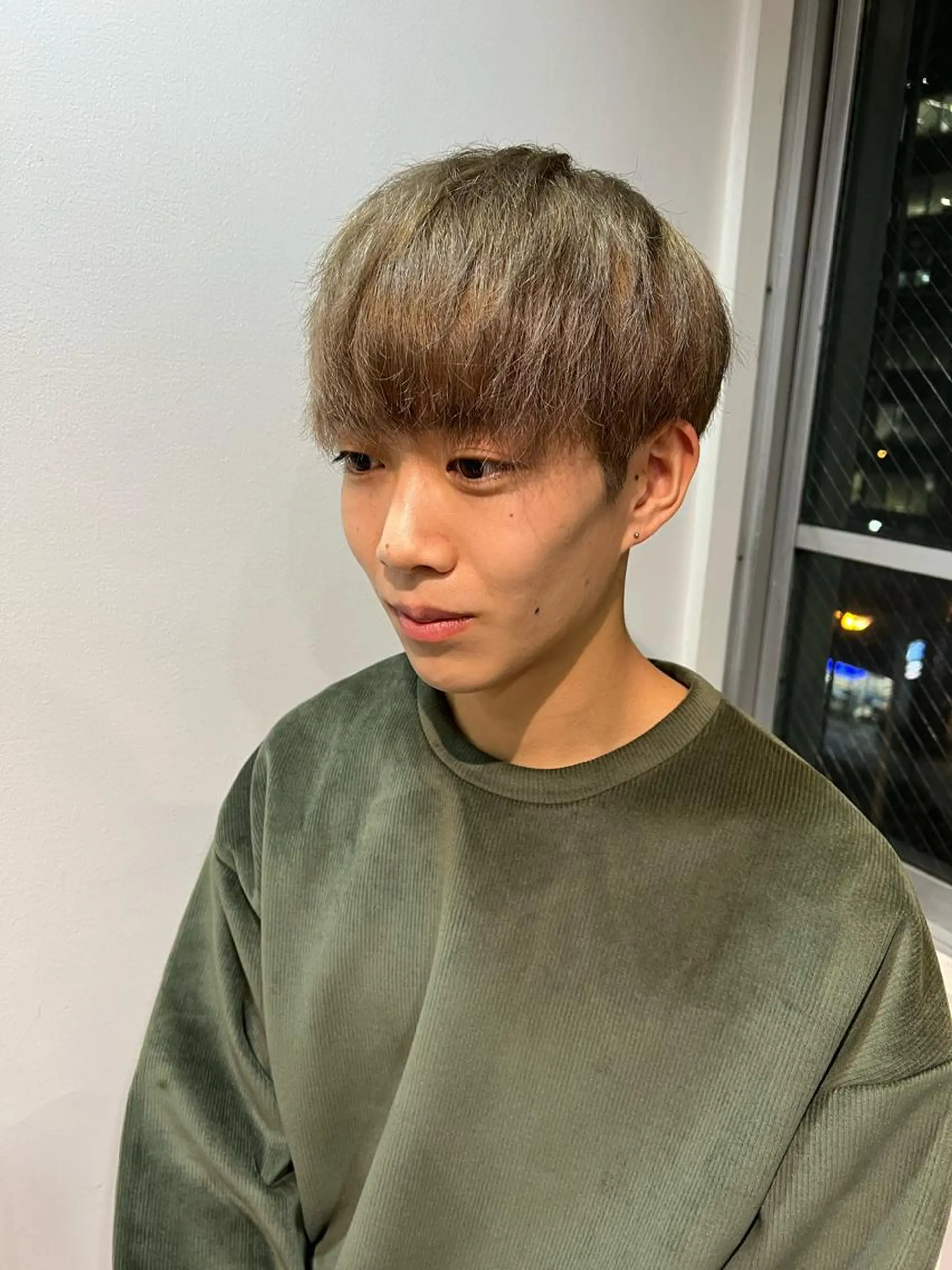 ショート カラー メンズ ケアブリーチ/ili 村上佳那多のヘアスタイル