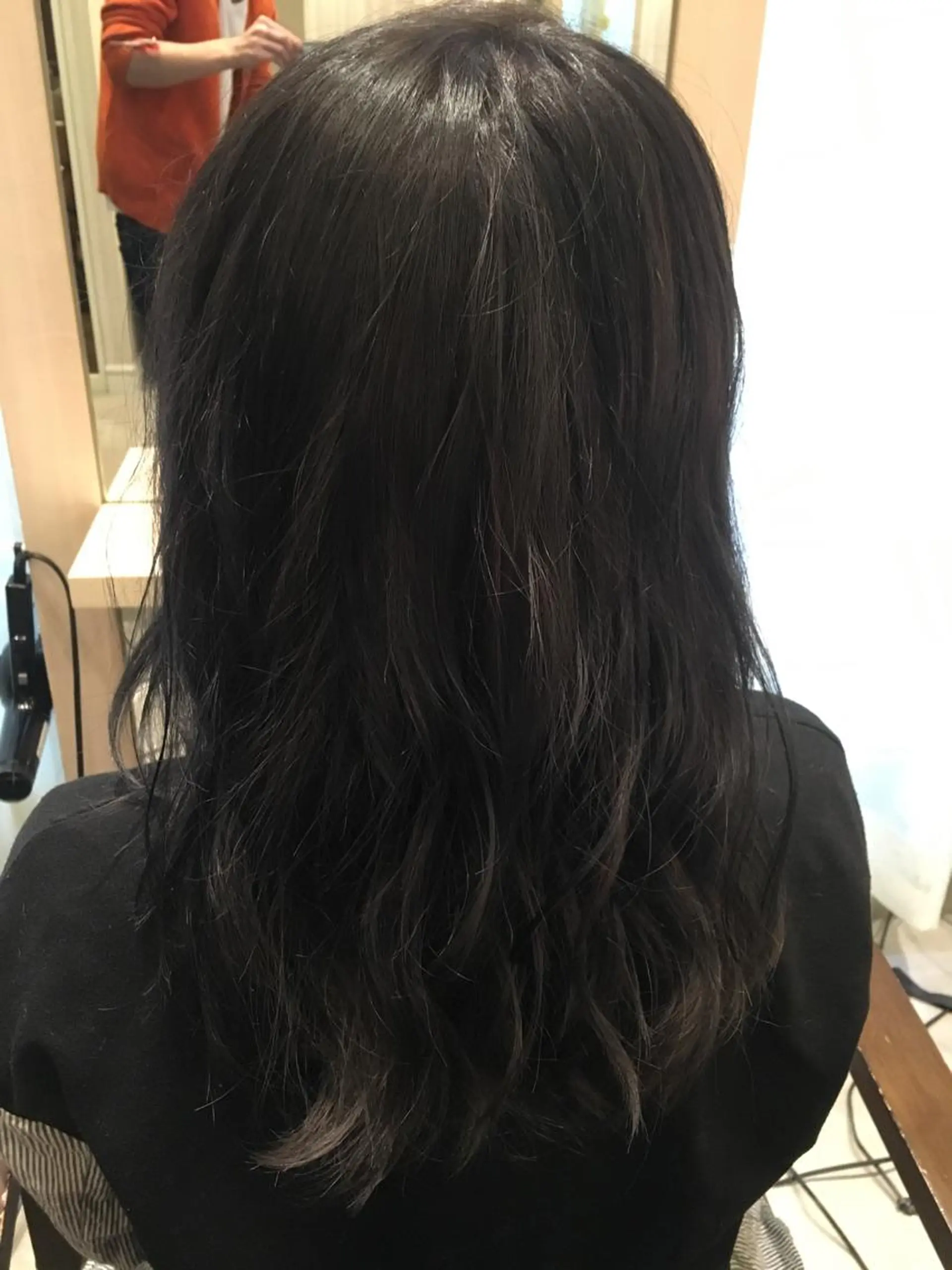 ロング カラー ダークグレー ダークグレージュ グレージュ ヘアカラー トリートメント お気に入り数2.2万 🏆SHO🏆のヘアスタイル