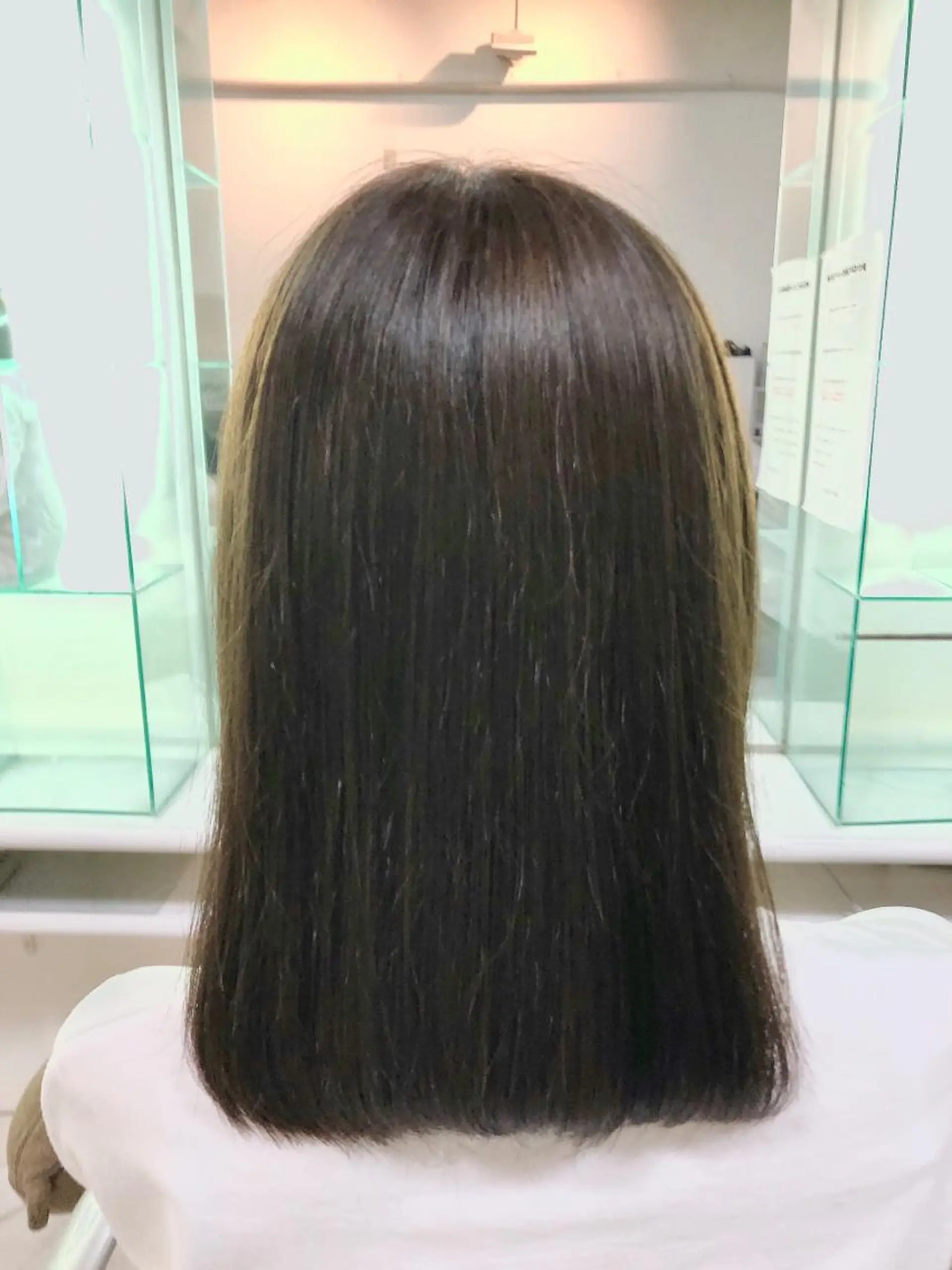 カラー 保住 亮太のヘアスタイル