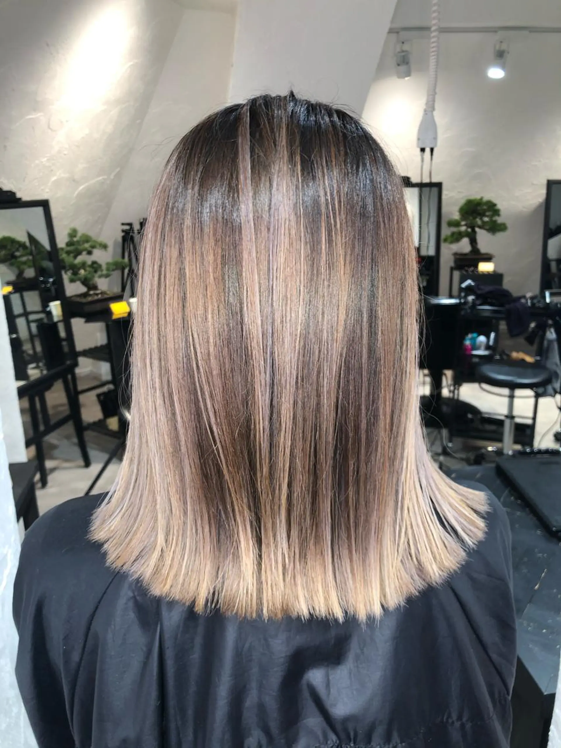 ミディアム カラー 髪質改善専門店 エイジングケアのヘアスタイル