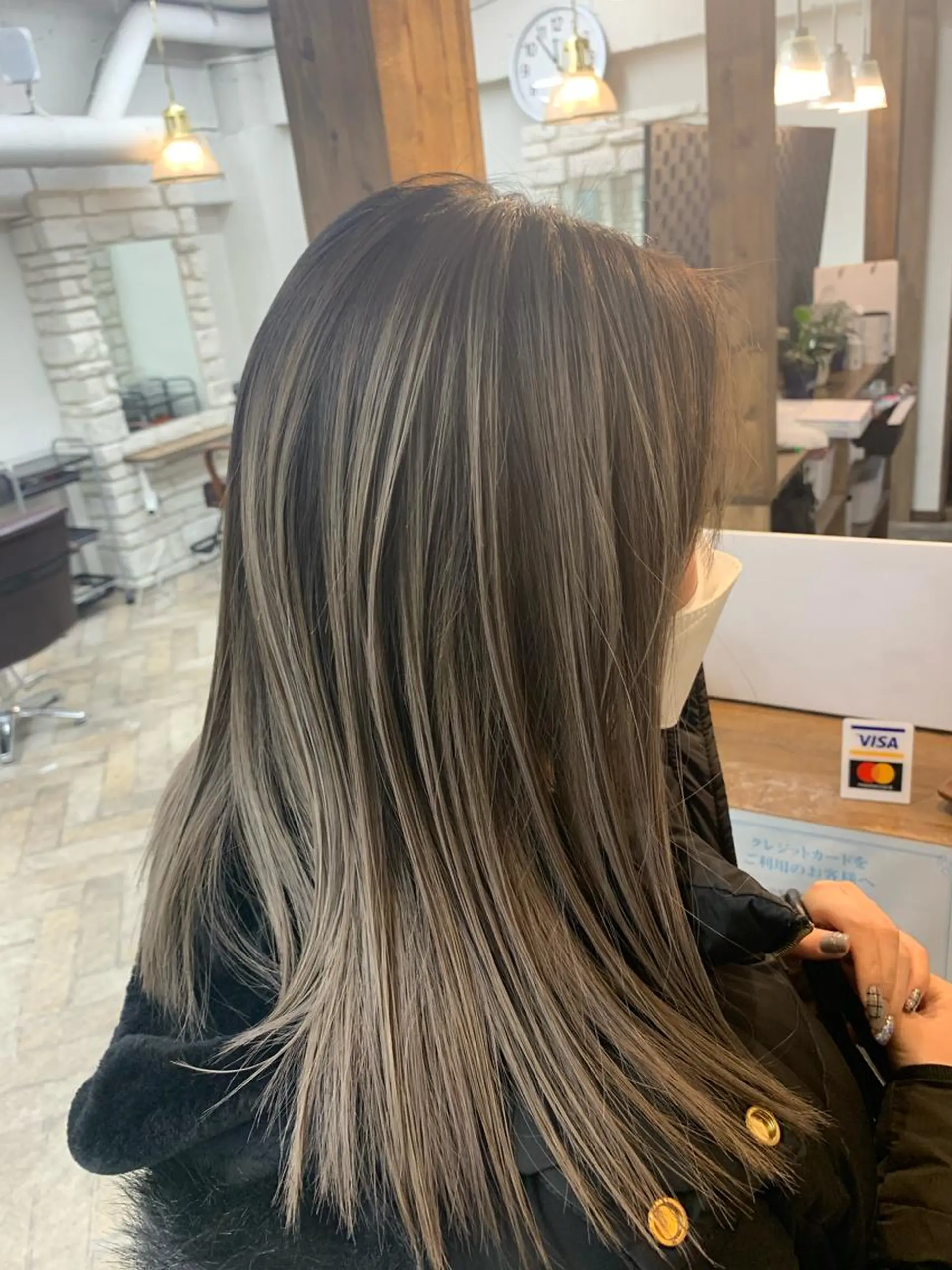 ロング カラー バレイヤージュ レイヤーカット AKKA所属・セイヤ セイヤのヘアスタイル