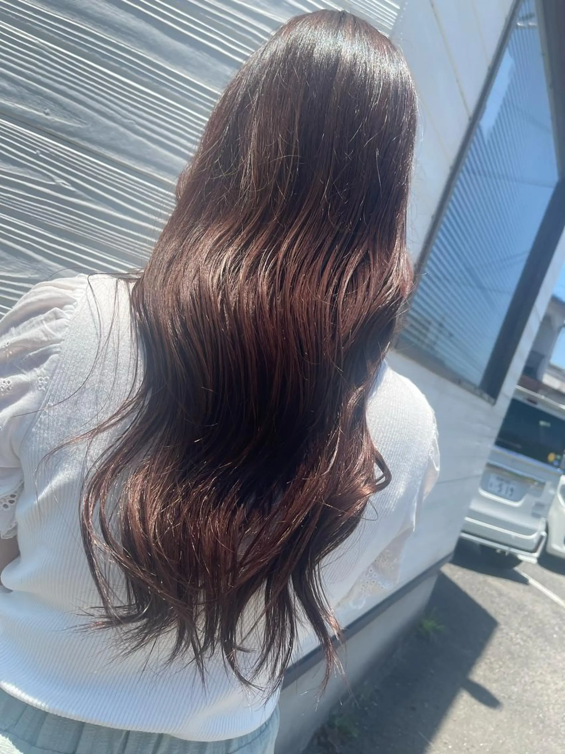 ロング ヘアカラー 半田 知穂のヘアスタイル