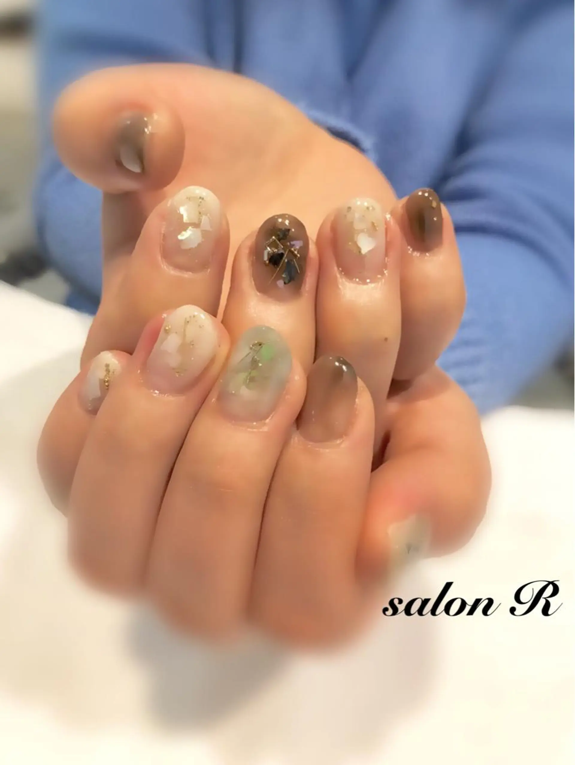 ネイル ニュアンスネイル Re Pearl～コーディネートサロン～ 市駅前店所属・NARUMI HYODOのネイルデザイン