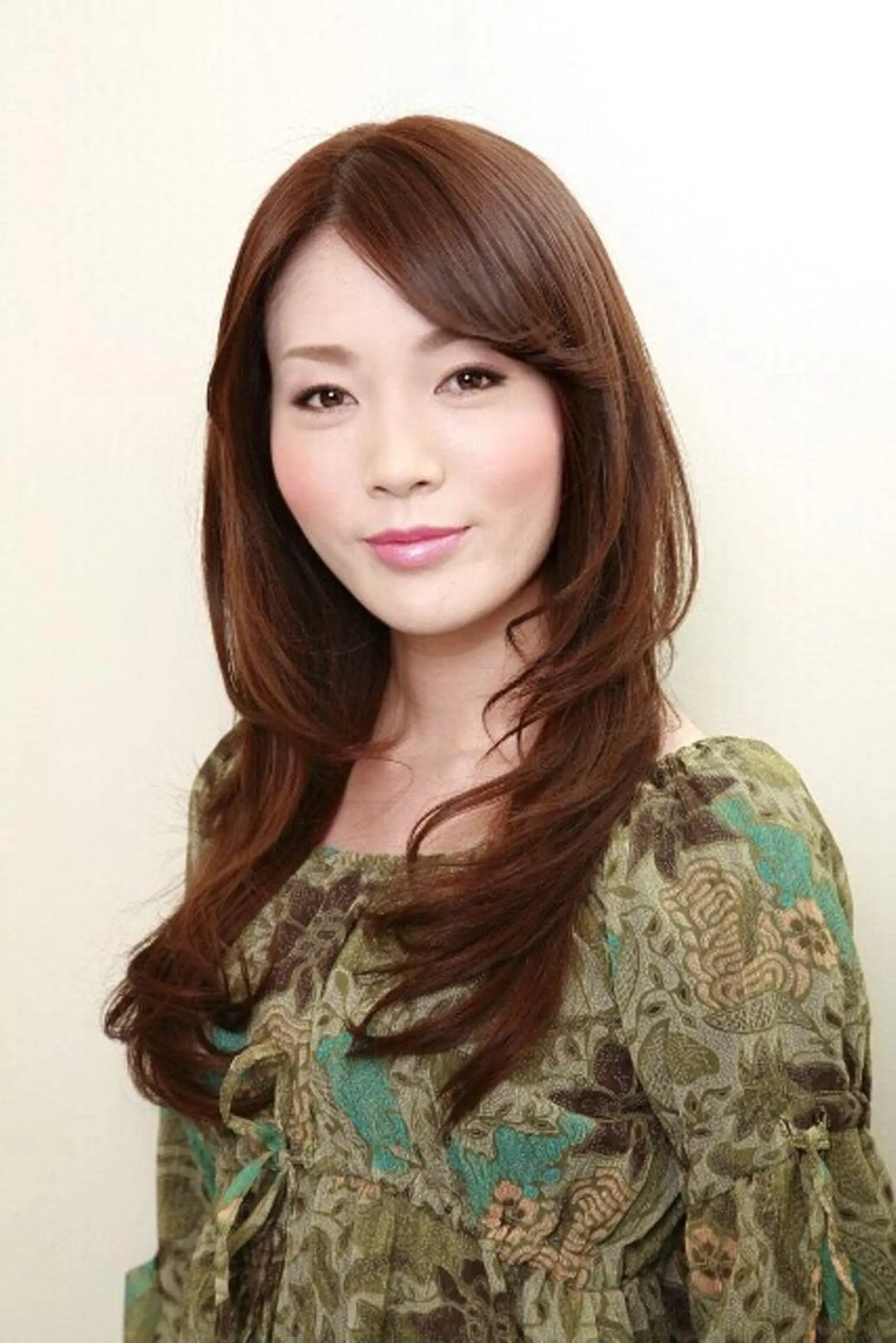 ロング カラー 🌈プチッと変身🌈 変化あるスタイルへのヘアスタイル