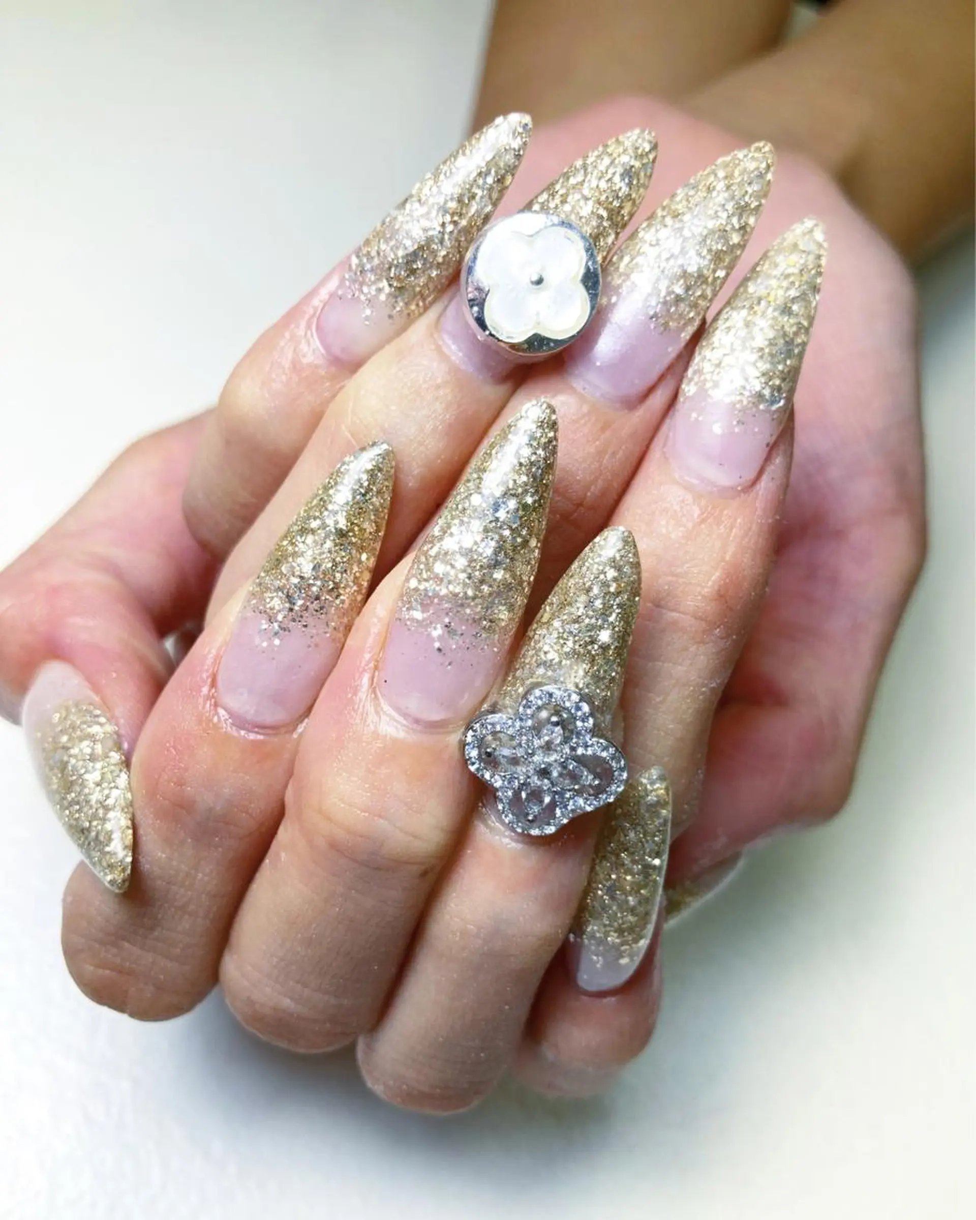 ネイル nailALBA 安蒜良彰のネイルデザイン