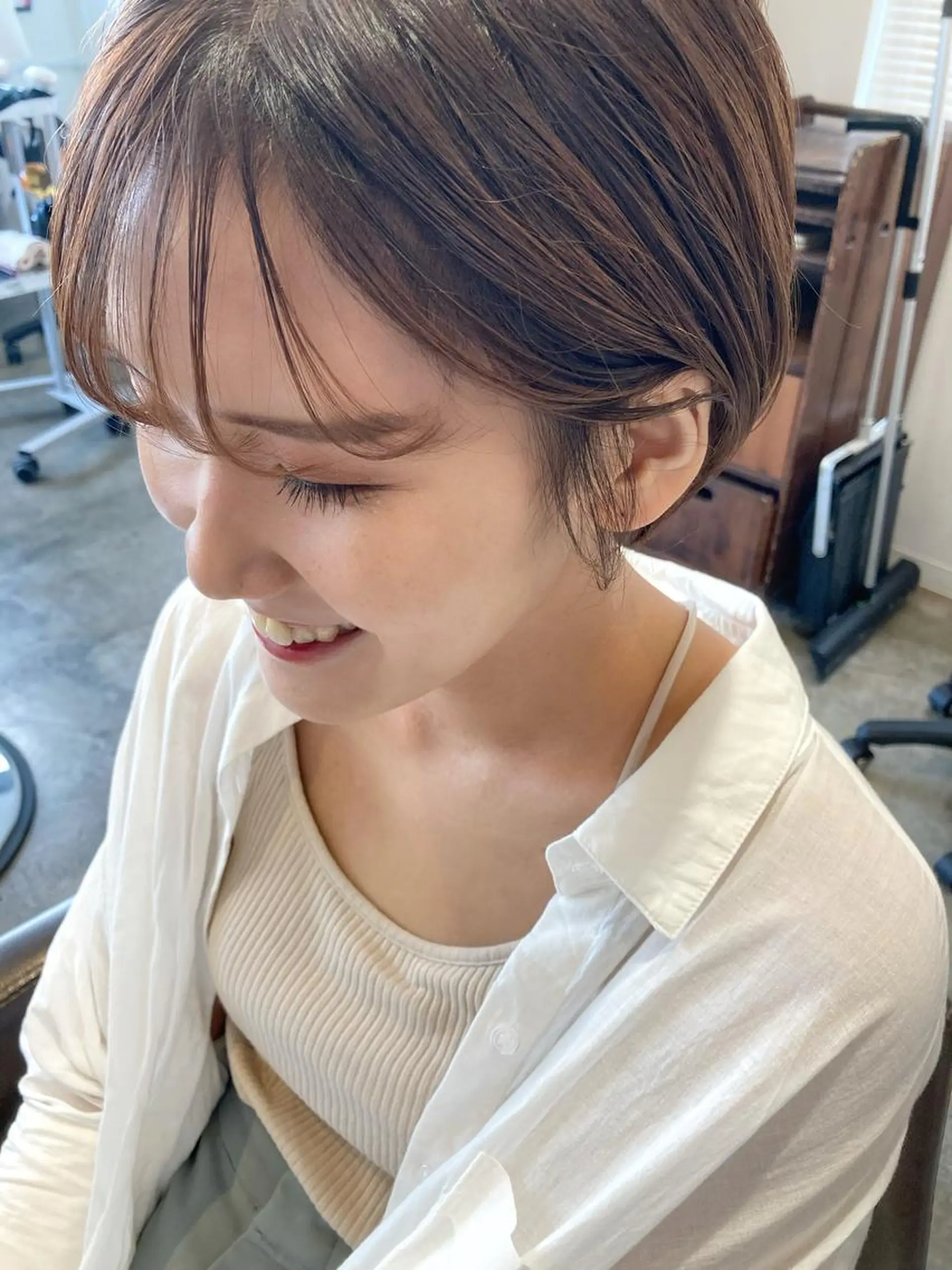 ショート カラー ベージュカラー ブリーチ オレンジ ショートヘア カット ヘアカラー カラーリスト菅野 竜矢🌈のヘアスタイル