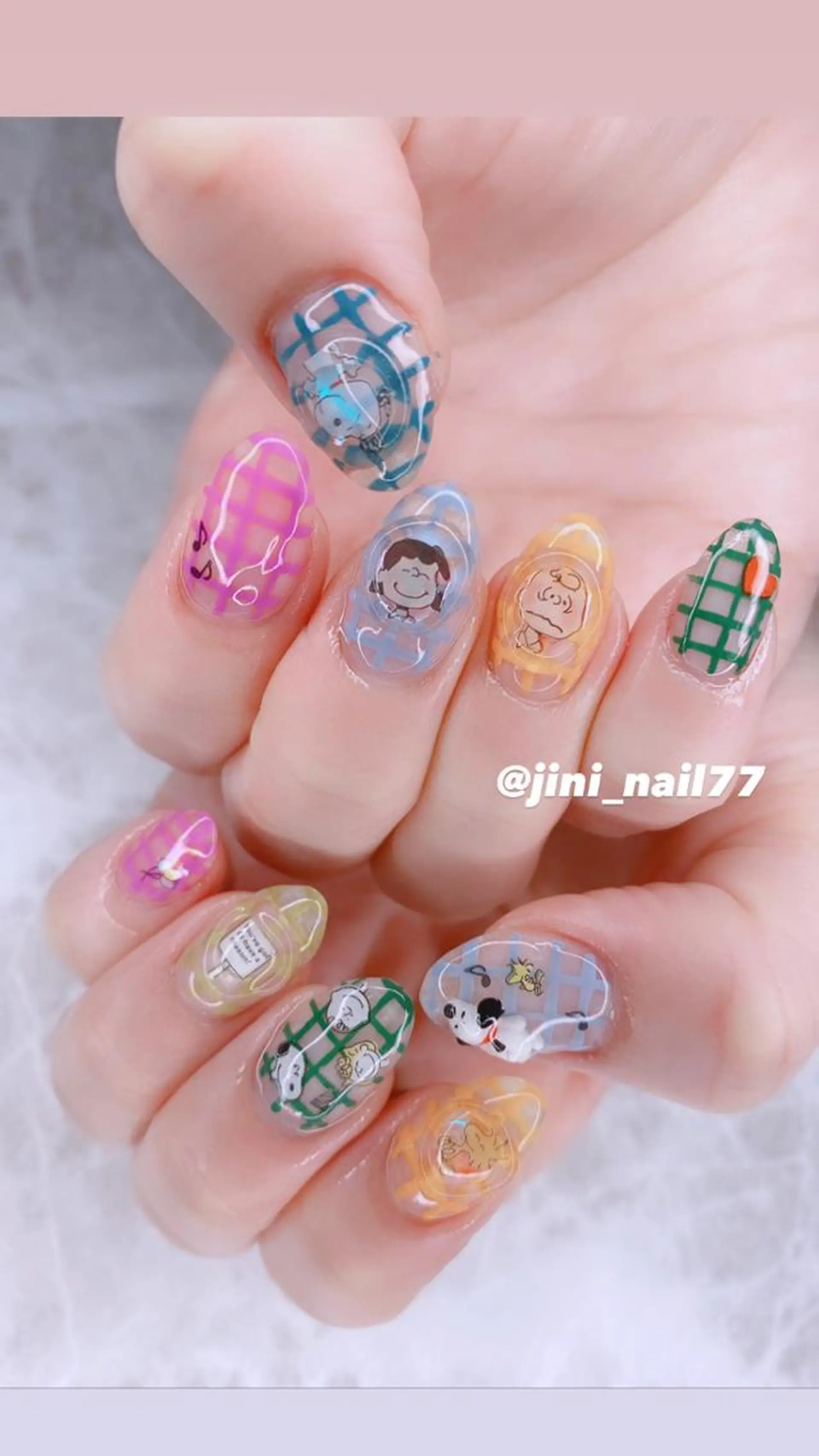 ネイル ハンドネイル JINI NAIL所属・ジニ ネイルのネイルデザイン