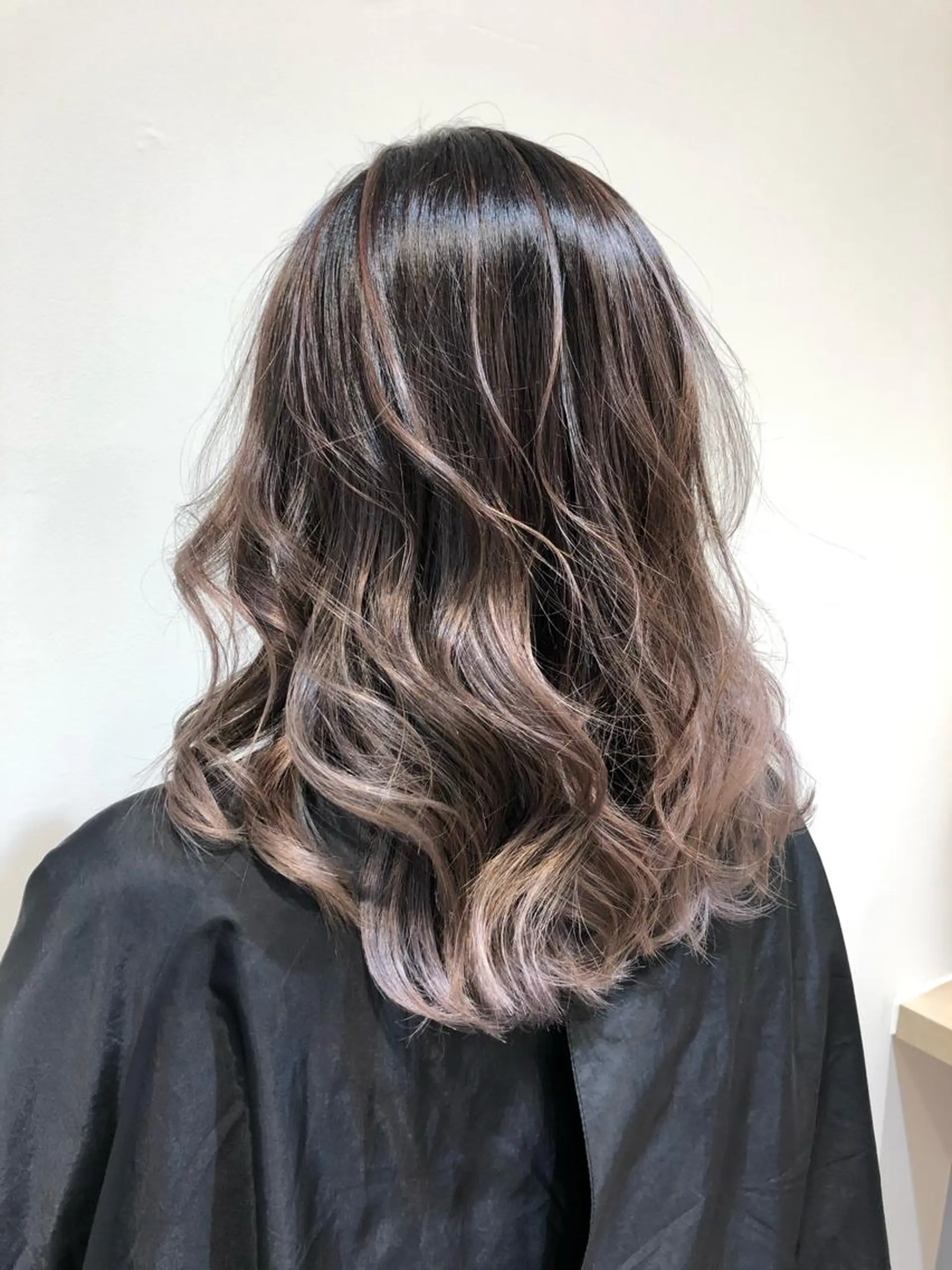 セミロング レイヤーカット ヘアカラー トリートメント 【店長】大根 亮太のヘアスタイル