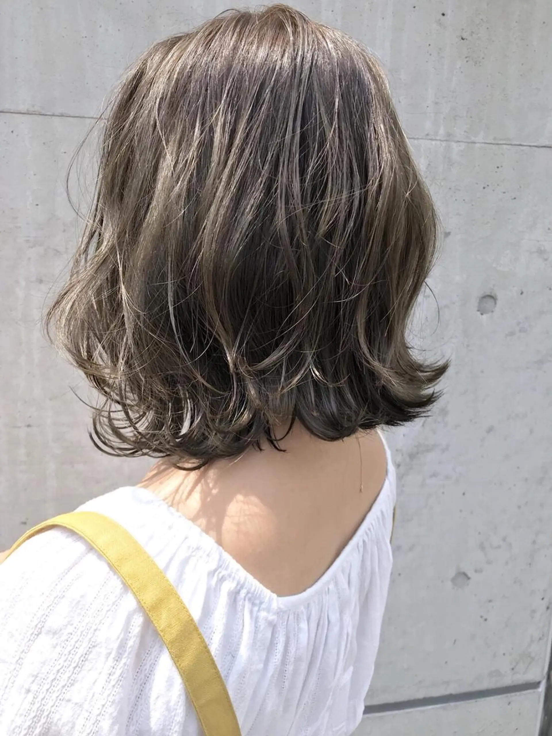 ミディアム カラー デザインカラー 韓×中くびれヘア💋 髪質改善宇塚元哉💓のヘアスタイル