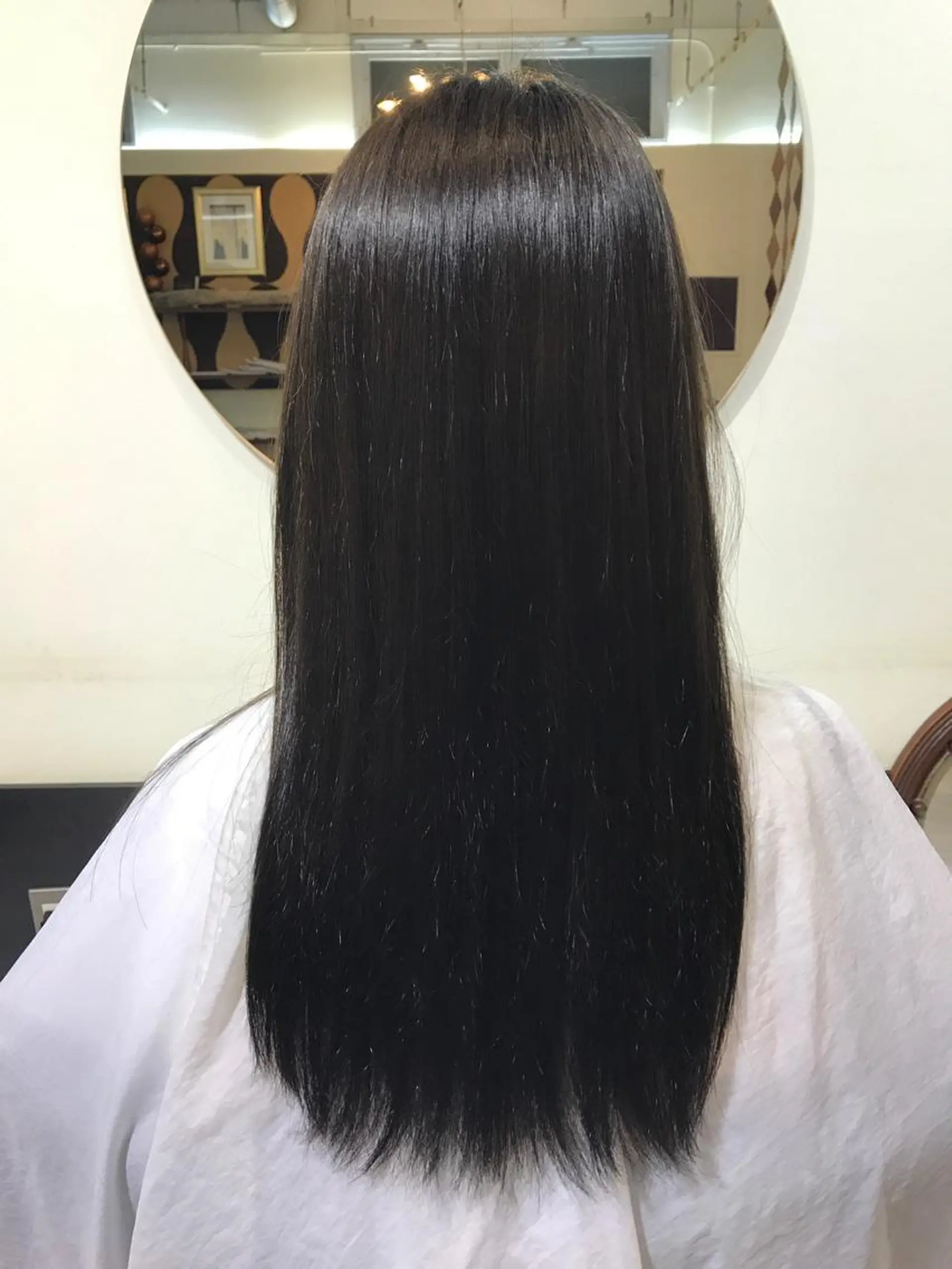 ロング カラー 透明感カラー VENI VIDI VICI所属・河原 卓司のヘアスタイル