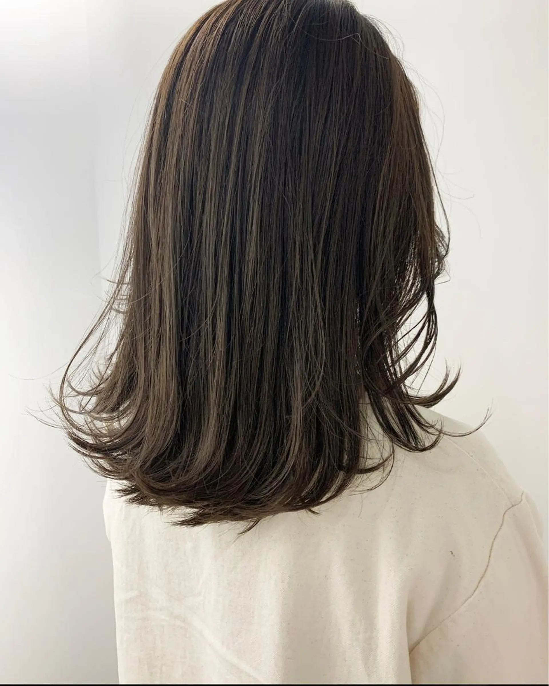 ミディアム カット ヘアカラー トリートメント LOuNICA/銀座 RYUNOSUKEのヘアスタイル