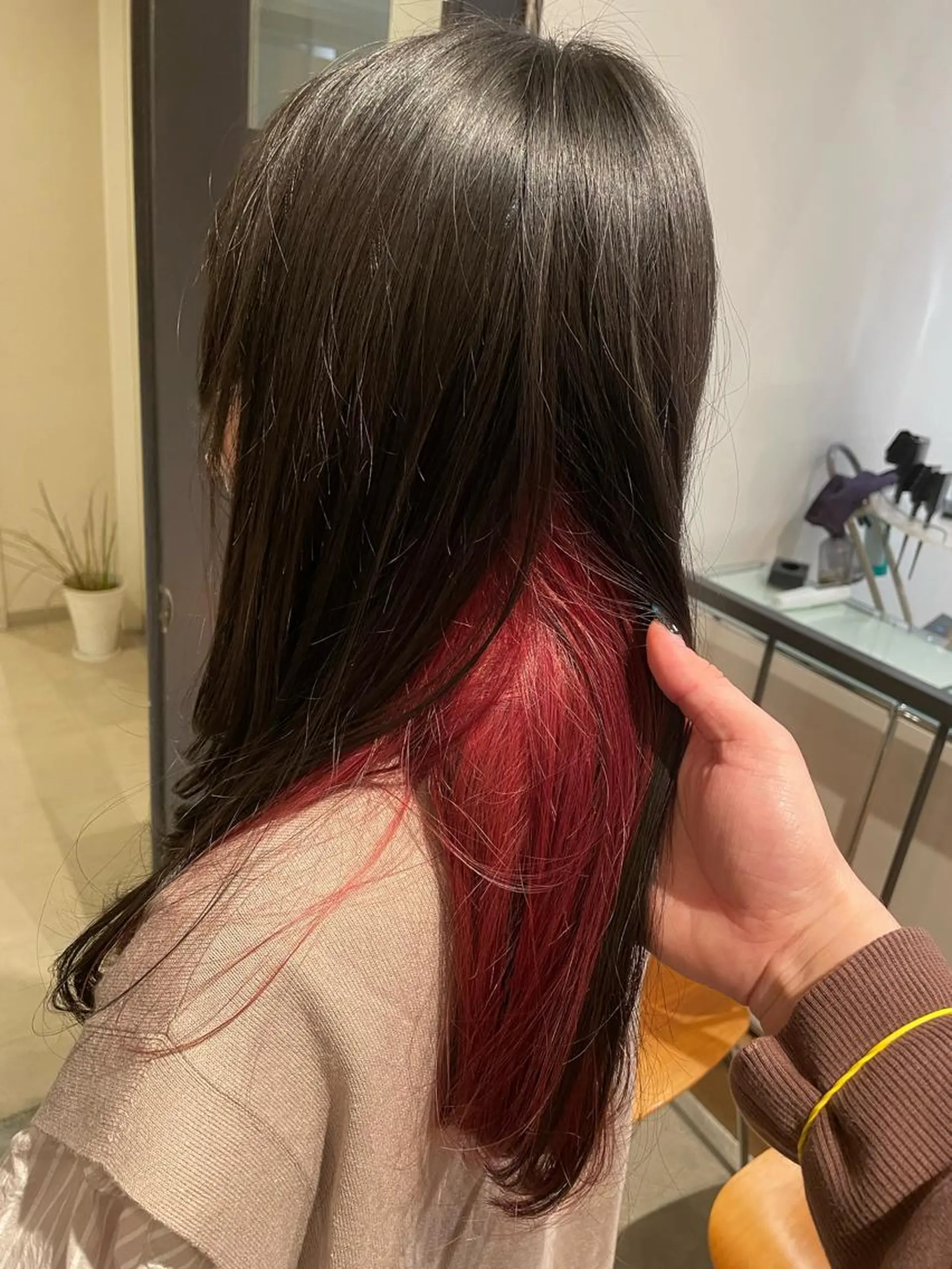ロング カラー インナーカラー 田中 貴大のヘアスタイル