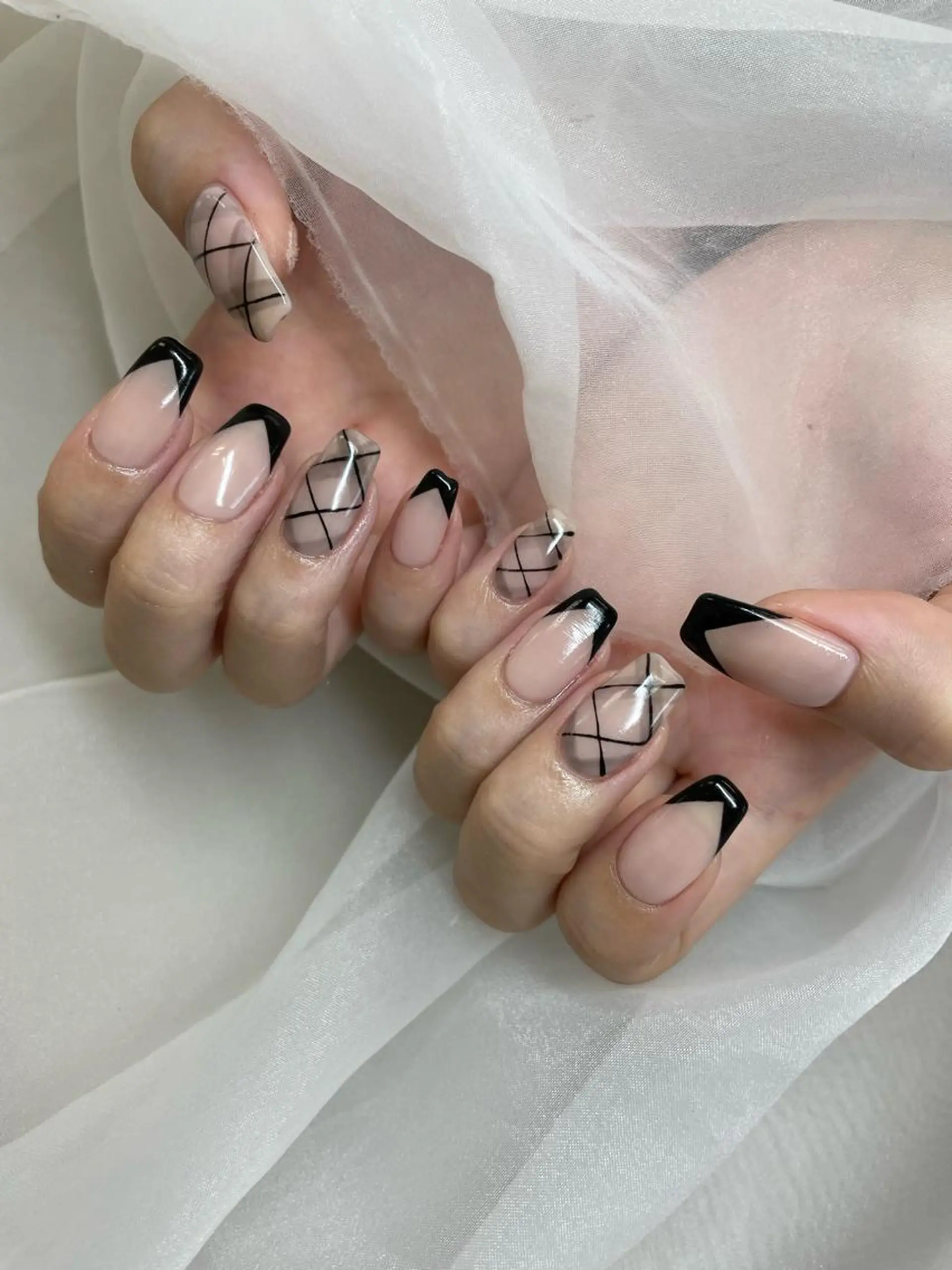 ネイル ハンドネイル Hisaka Mikiのネイルデザイン