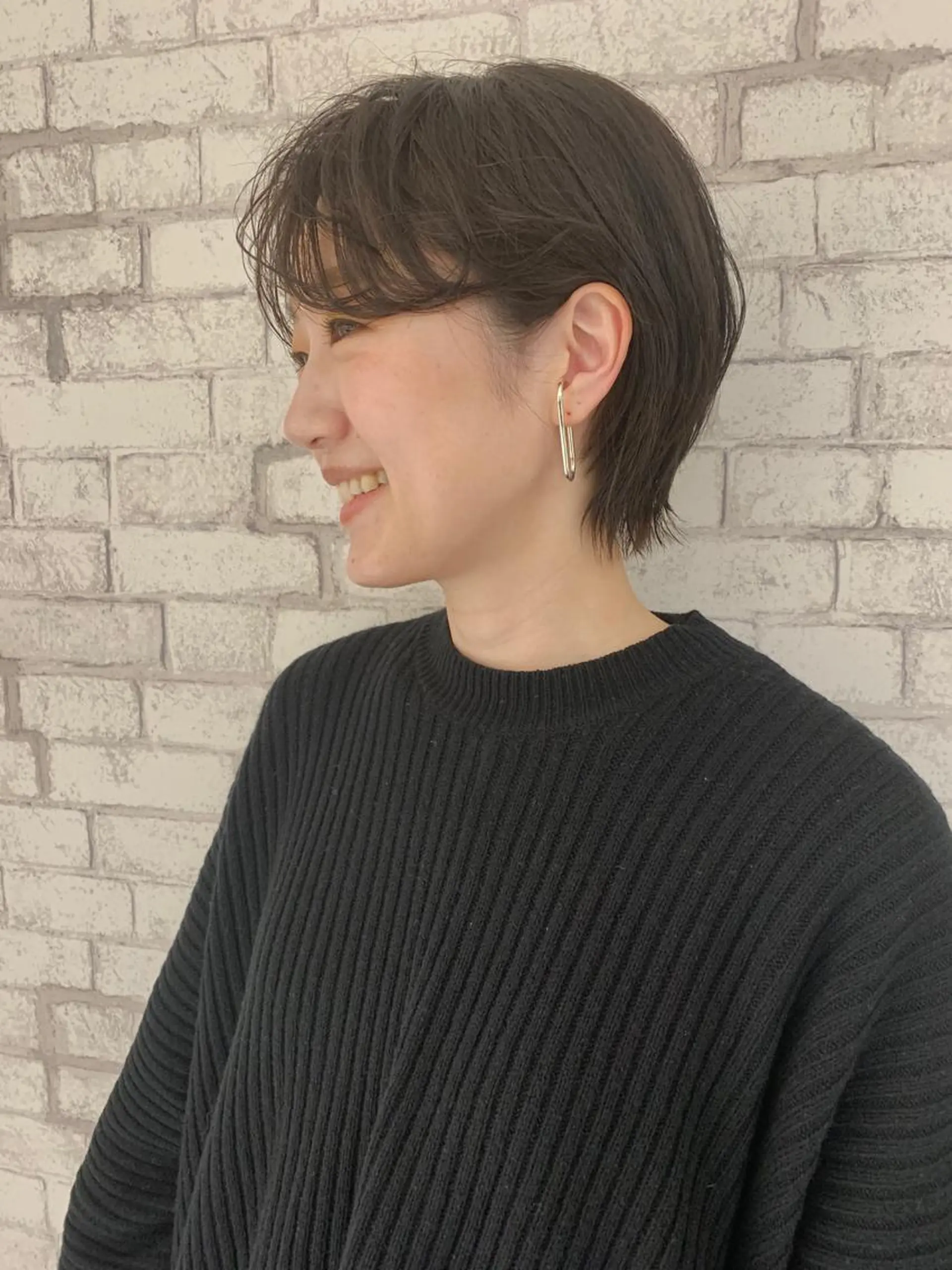 ショート カラー ✂️小顔カット✂️ 山本有紀のヘアスタイル