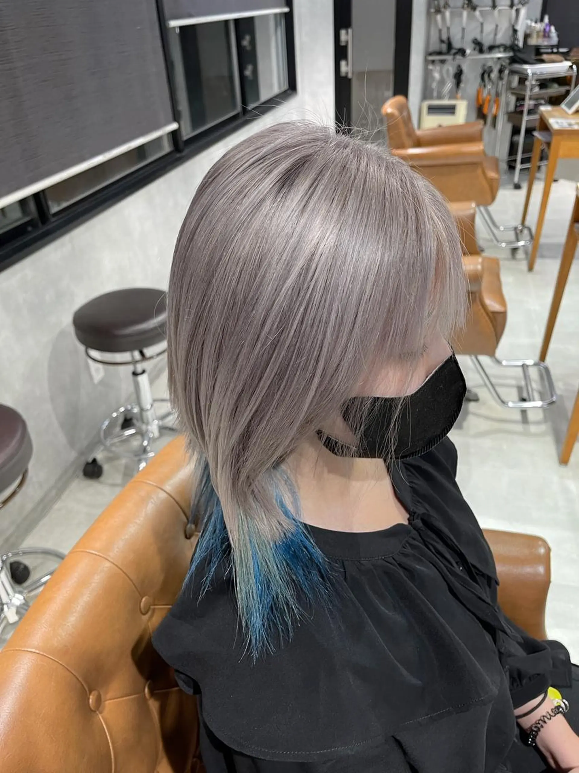 ミディアム トリートメント ヘアカラー ブリーチ🔥ベージュ /グレー/daikiのヘアスタイル