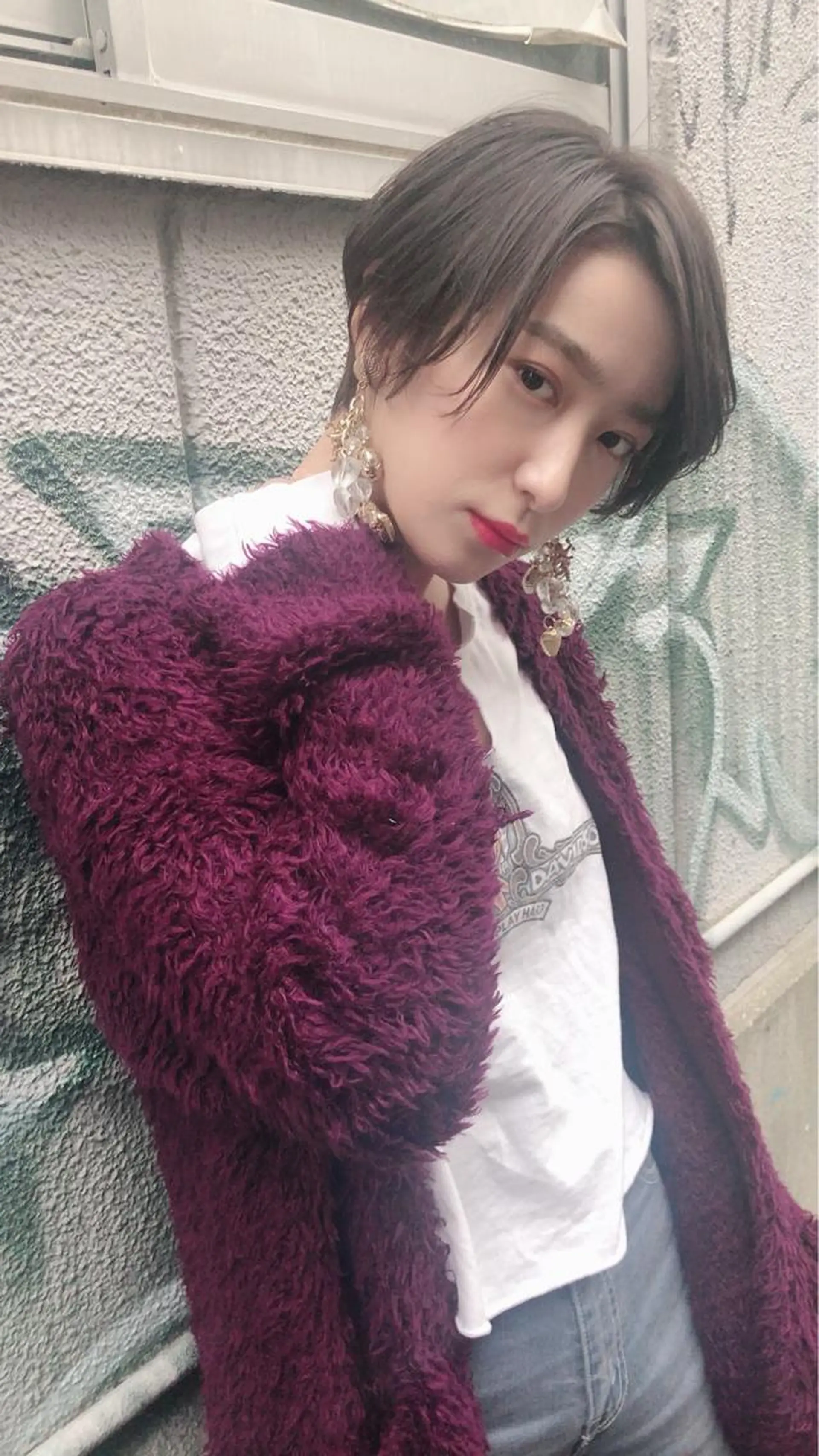 ショート カラー ウルフカット/吉村 桃子のヘアスタイル