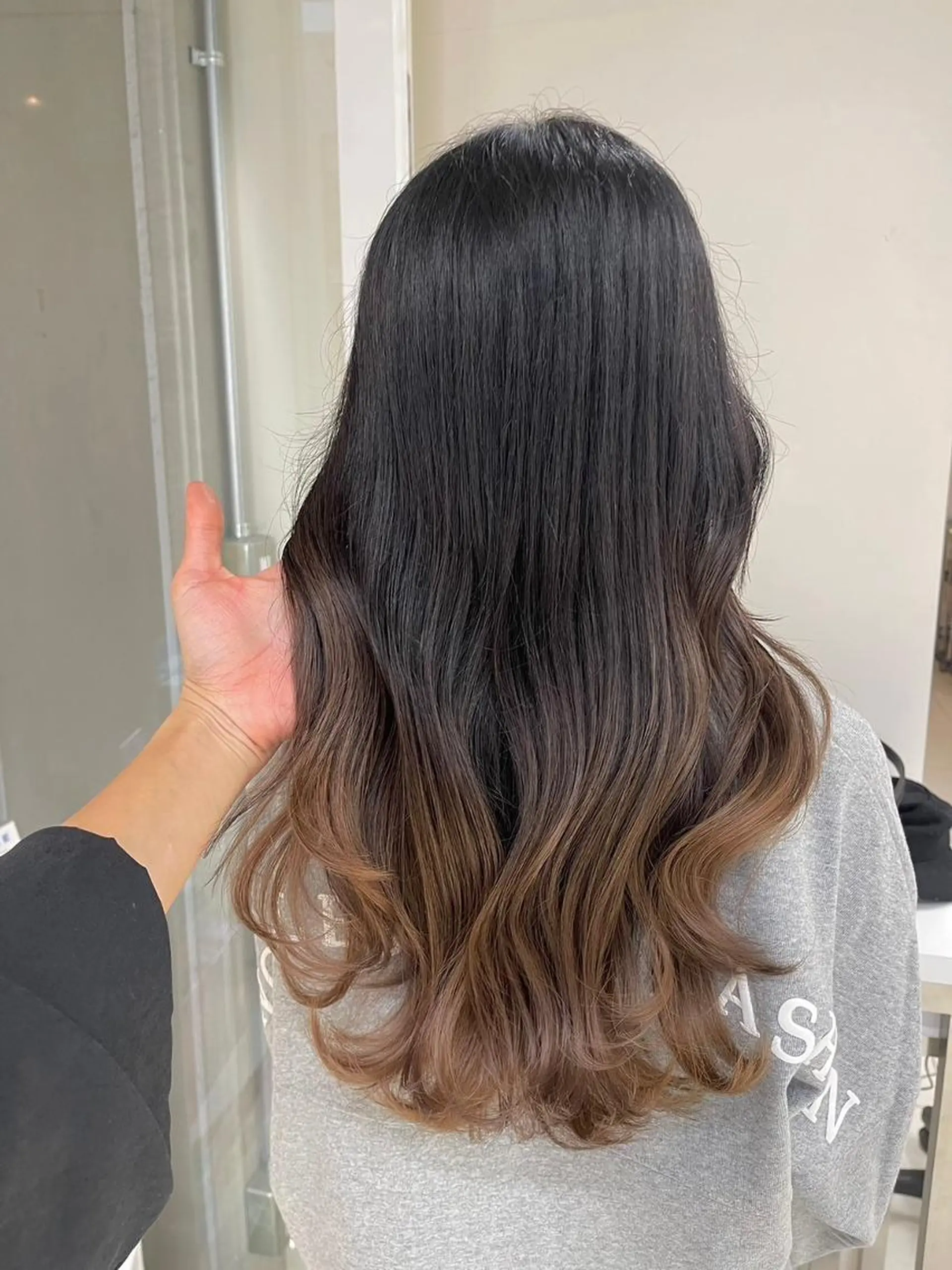 カラー ロング ヘアカラー トリートメント 【公式】amble luxe池袋東口🩷のヘアスタイル