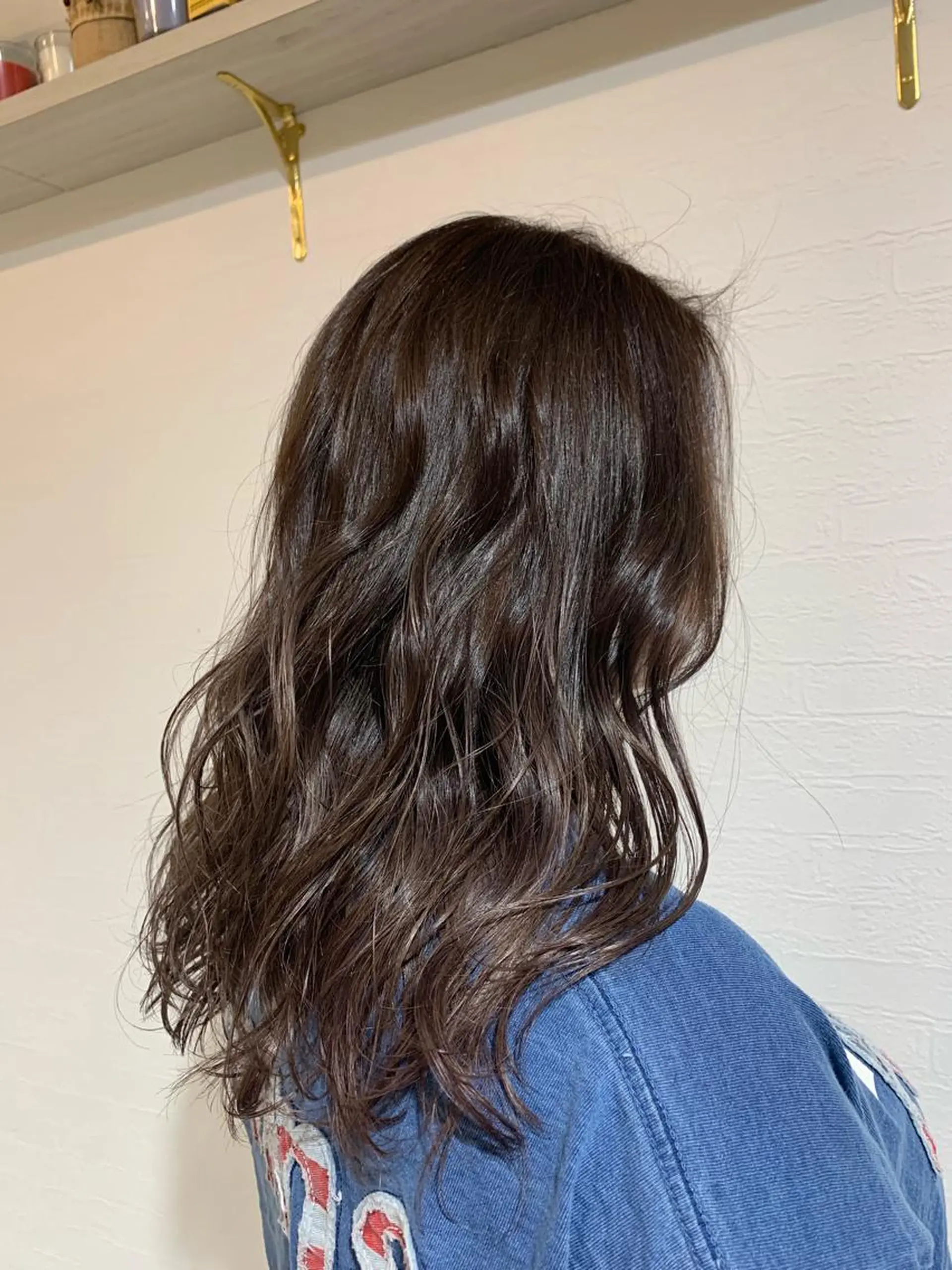 セミロング カラー ハイトーン/レイヤー 💜Akaneのヘアスタイル