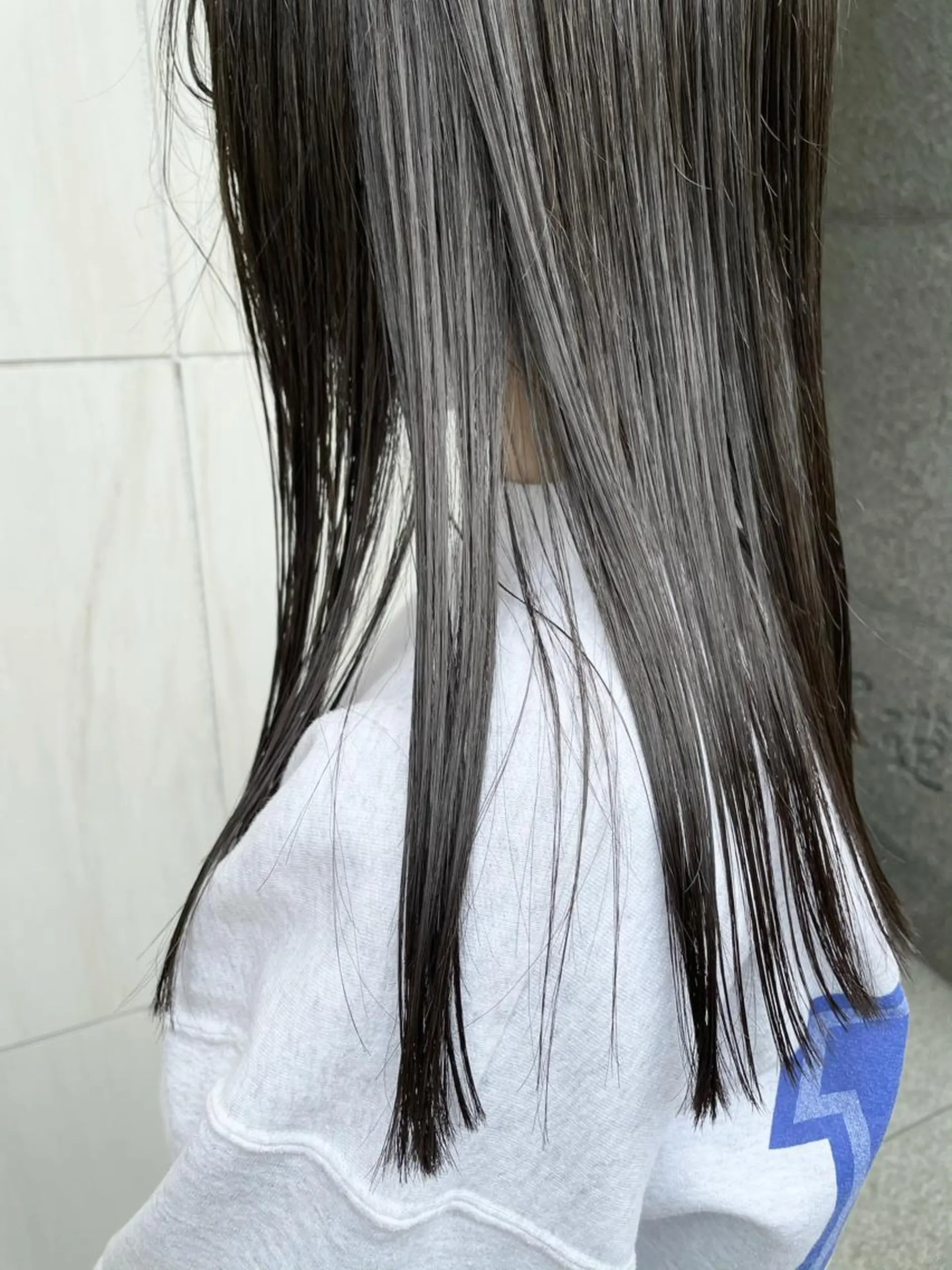 ロング カラー 黒髪 ネイビーカラー カット ヘアカラー トリートメント tatsumi/ボブ ウルフ/レイヤーのヘアスタイル