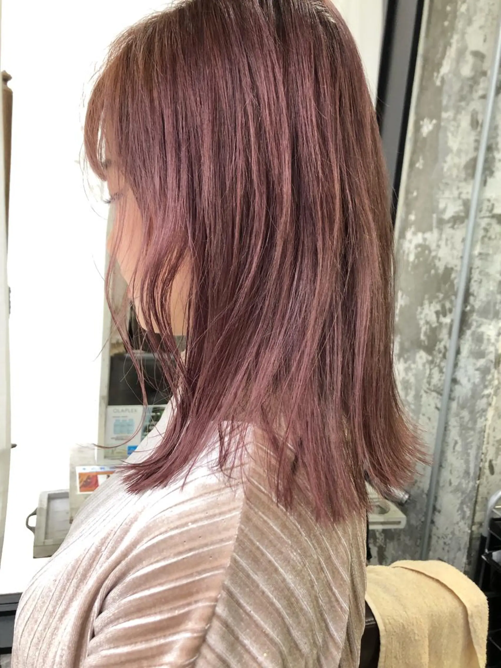 セミロング カラー ブリーチ ケアブリーチ ピンクカラー Pia hair Design Yakuin所属・Pia ツボイ ケイタのヘアスタイル