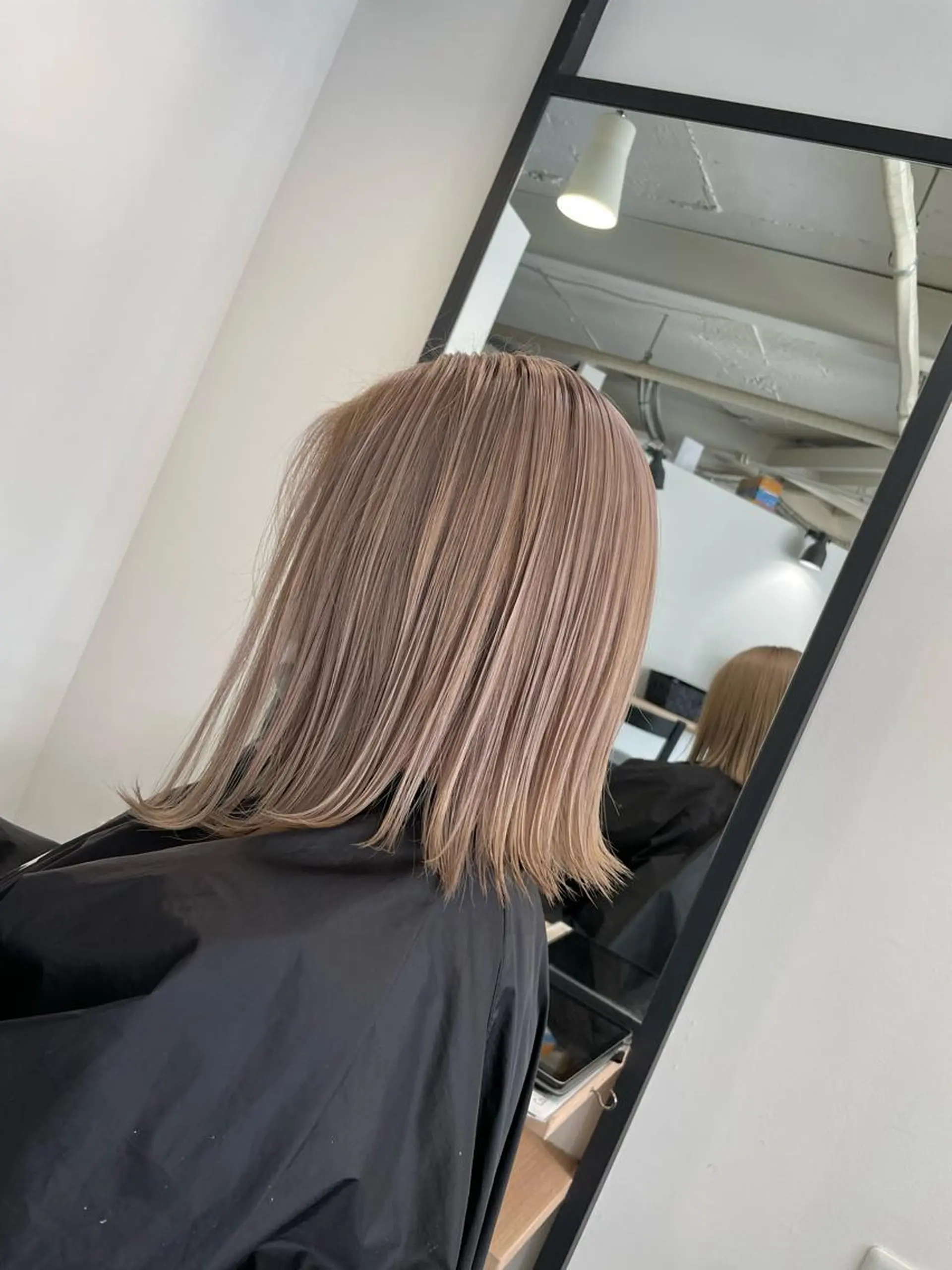 ミディアム カラー ブリーチ 難波ブリーチカラー 伊藤洋輝のヘアスタイル