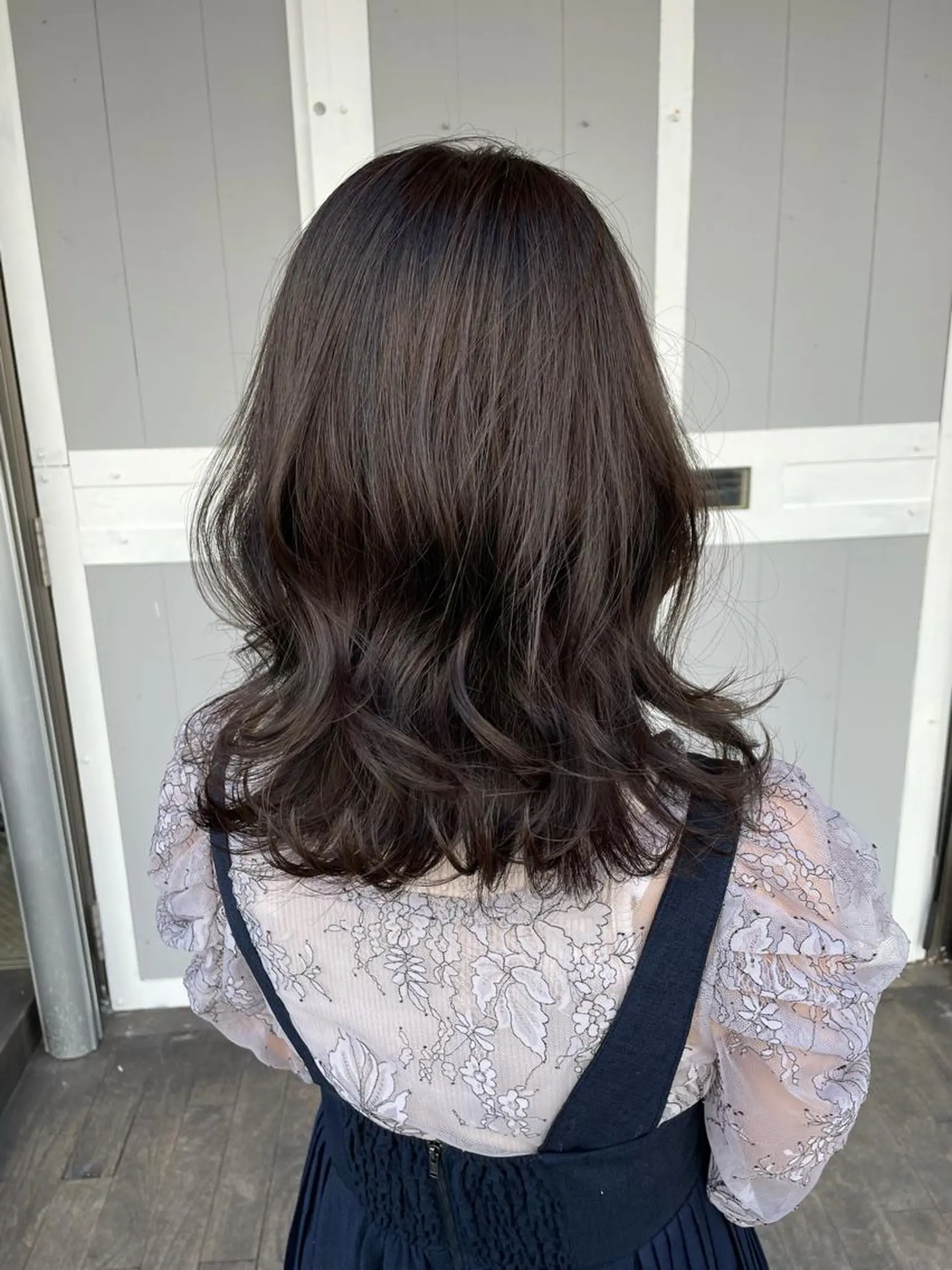 ミディアム カラー miloc かおりのヘアスタイル