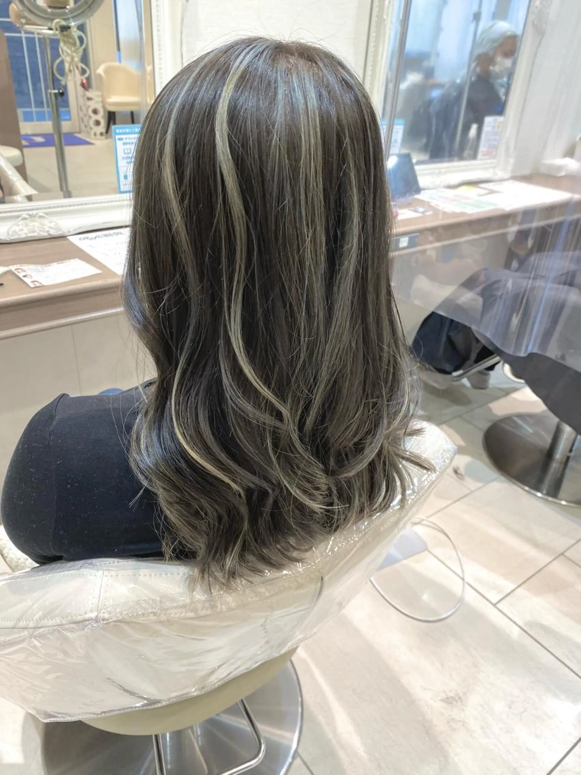 ロング カラー 横山 直輝のヘアスタイル