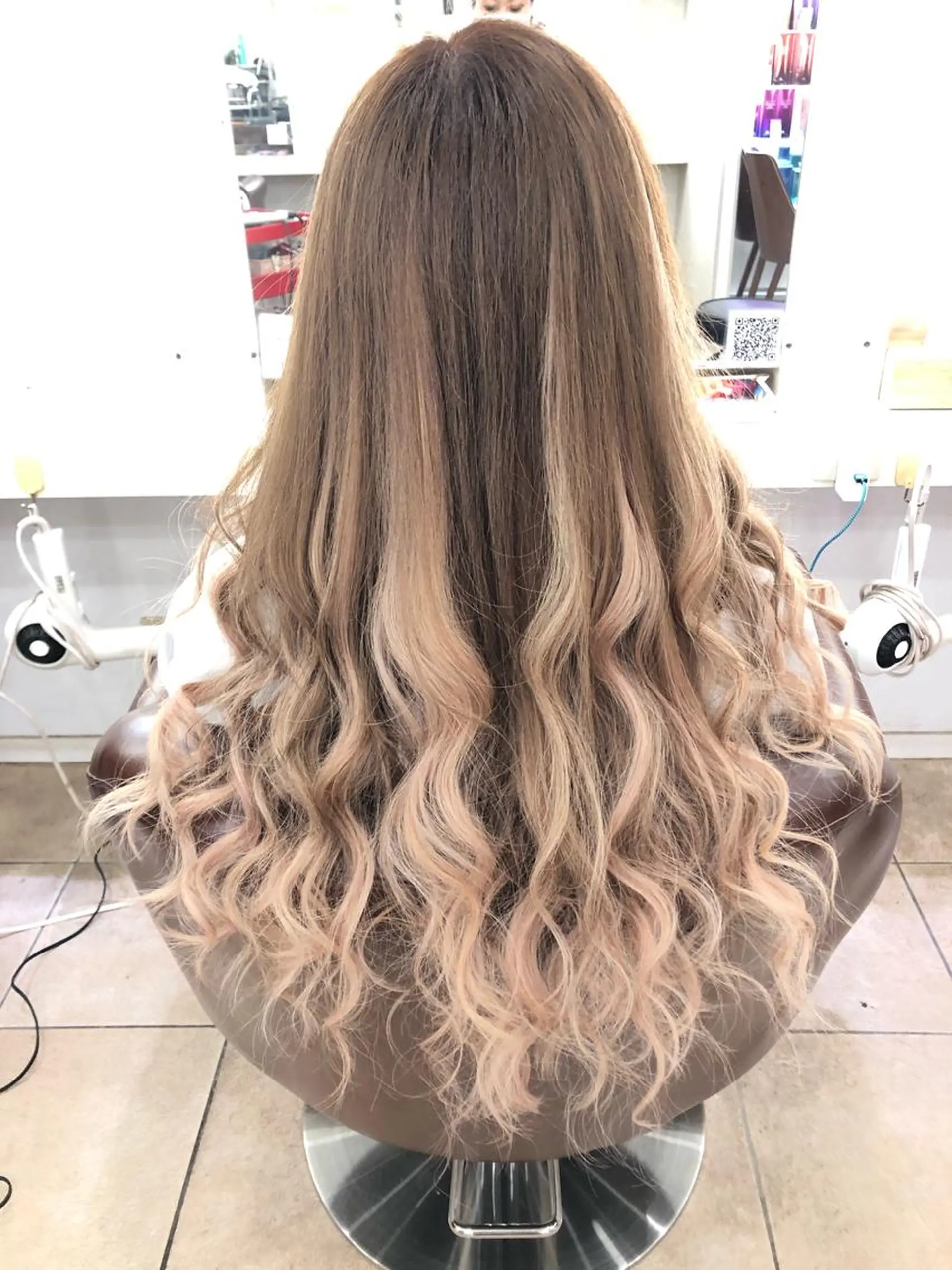 ロング 🐥こ ま🐥のヘアスタイル