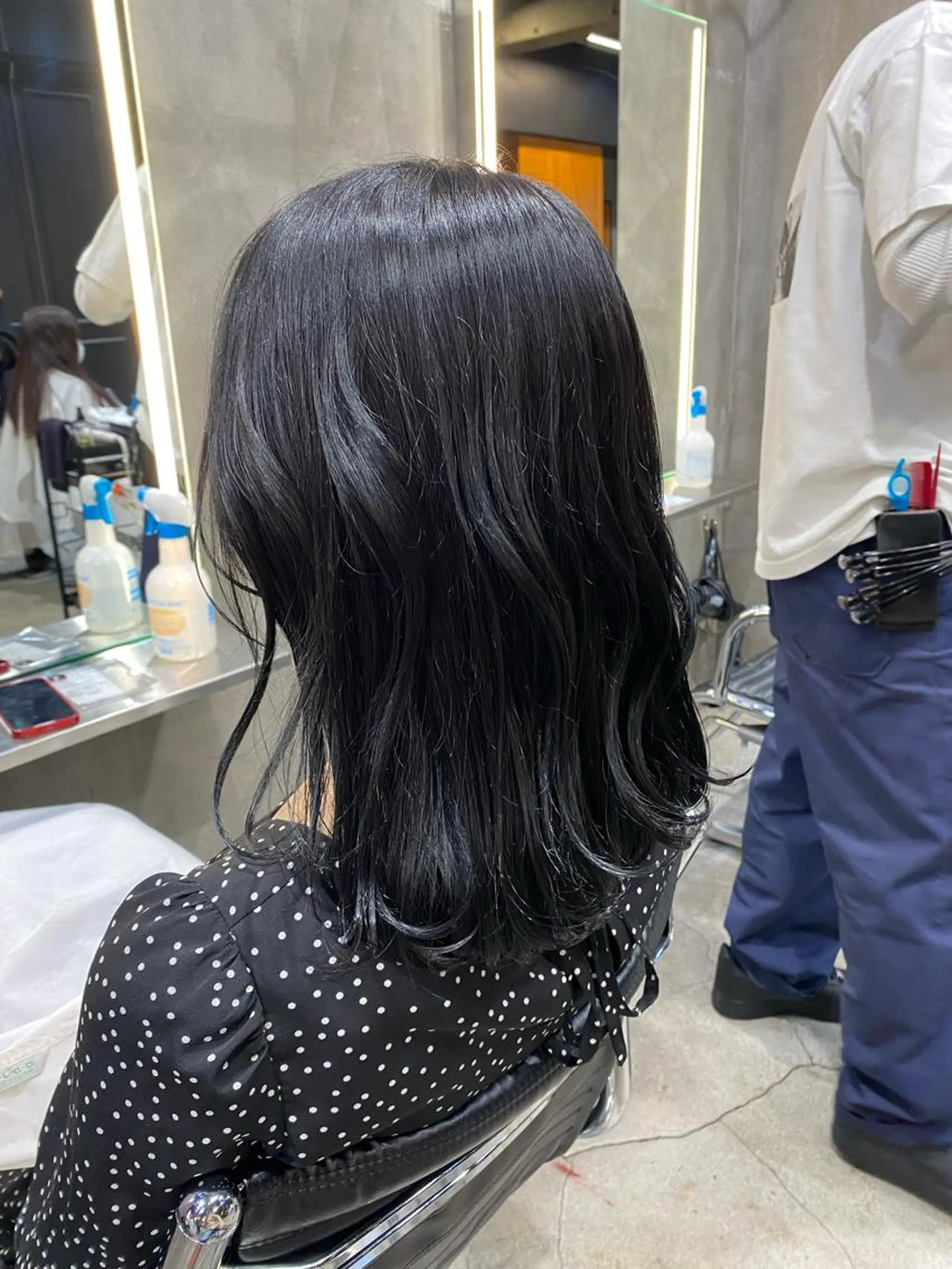 セミロング カラー 黒髪 ブルーカラー ブルーブラック 透明感カラー Ms.CHARM所属・透明感カラー🌿 グレージュ🐺陽介のヘアスタイル