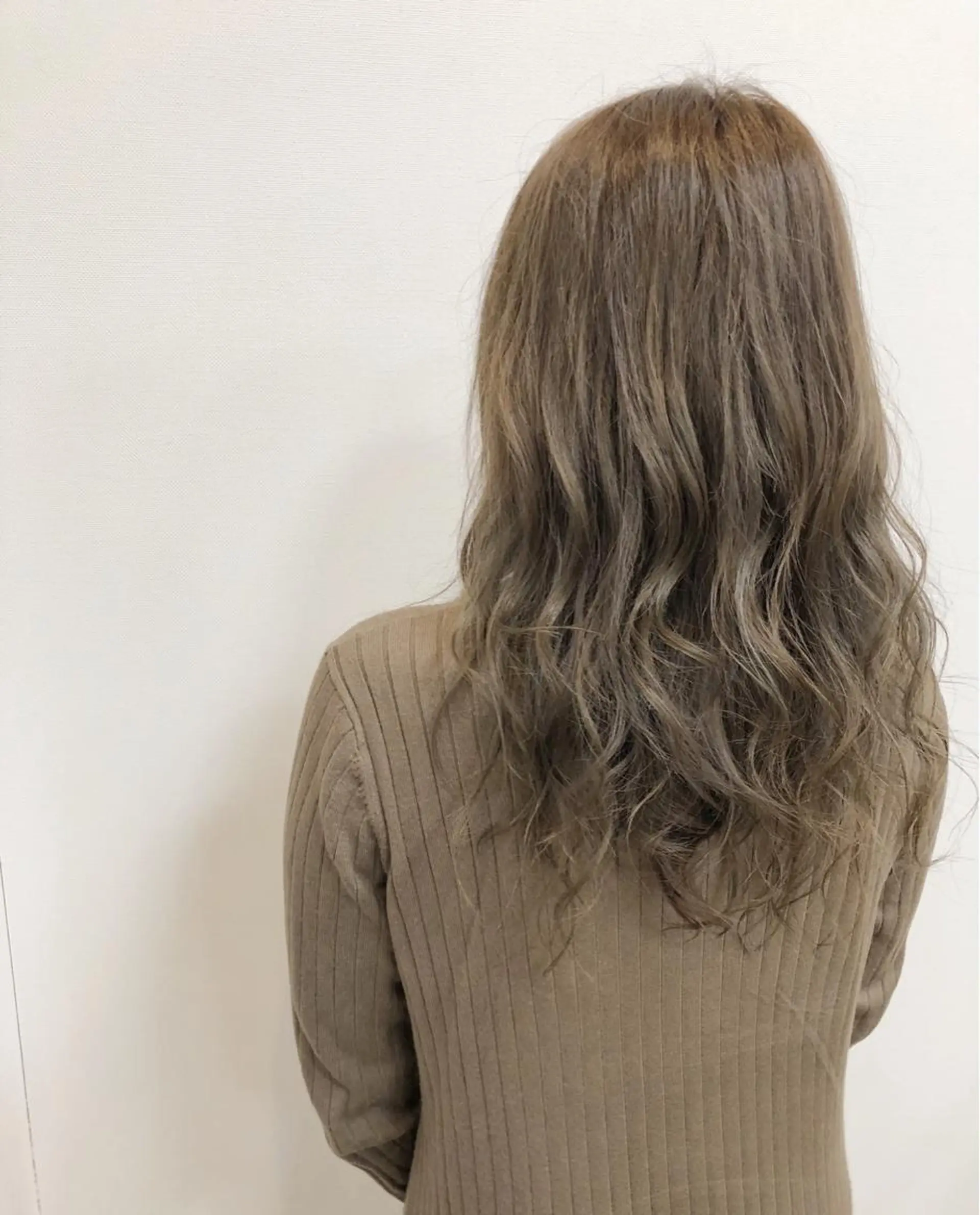 ミディアム レイヤー×縮毛矯正 深見 拓のヘアスタイル