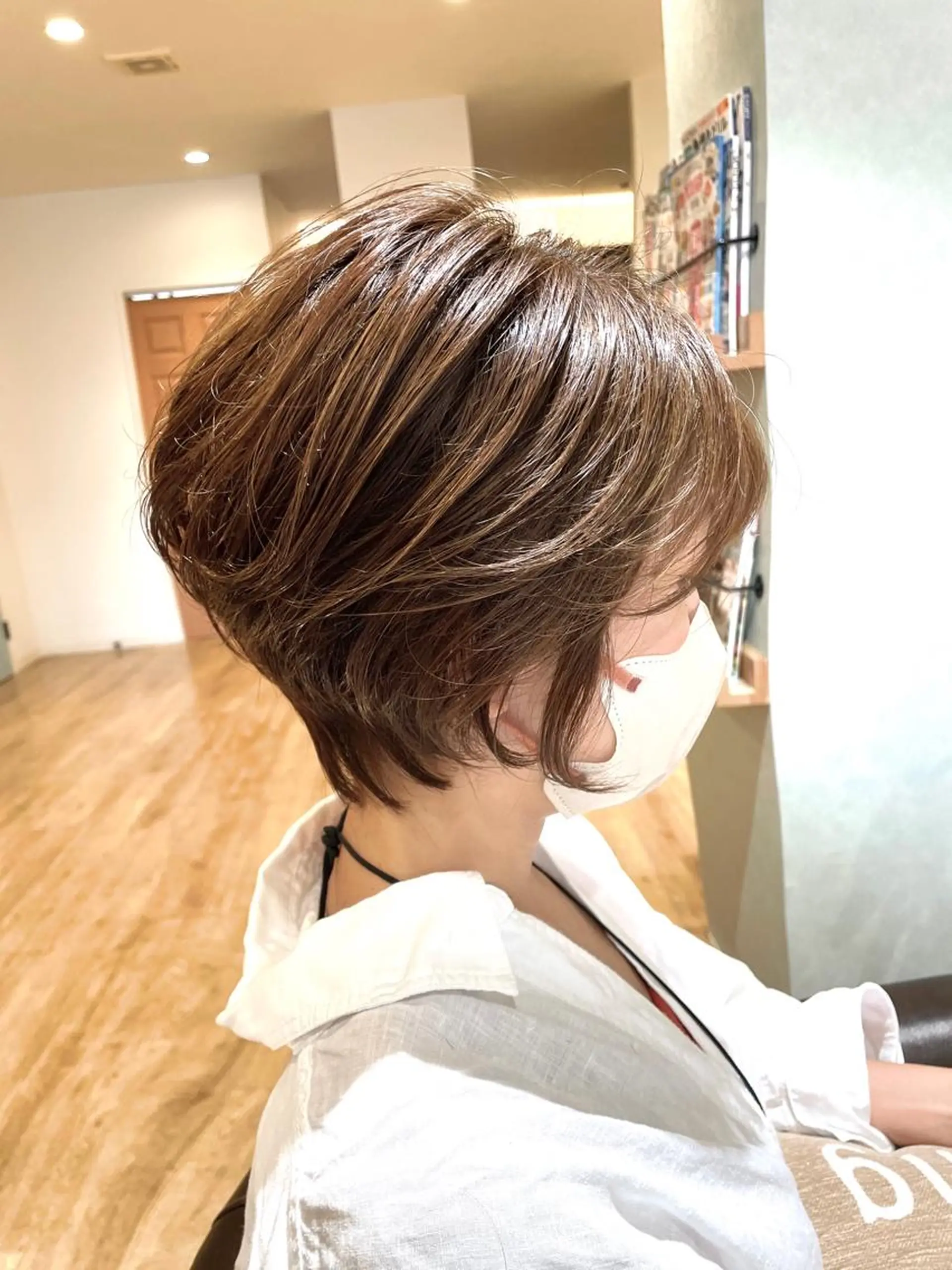 ショート カット ヘアカラー 浅古 雄介のヘアスタイル
